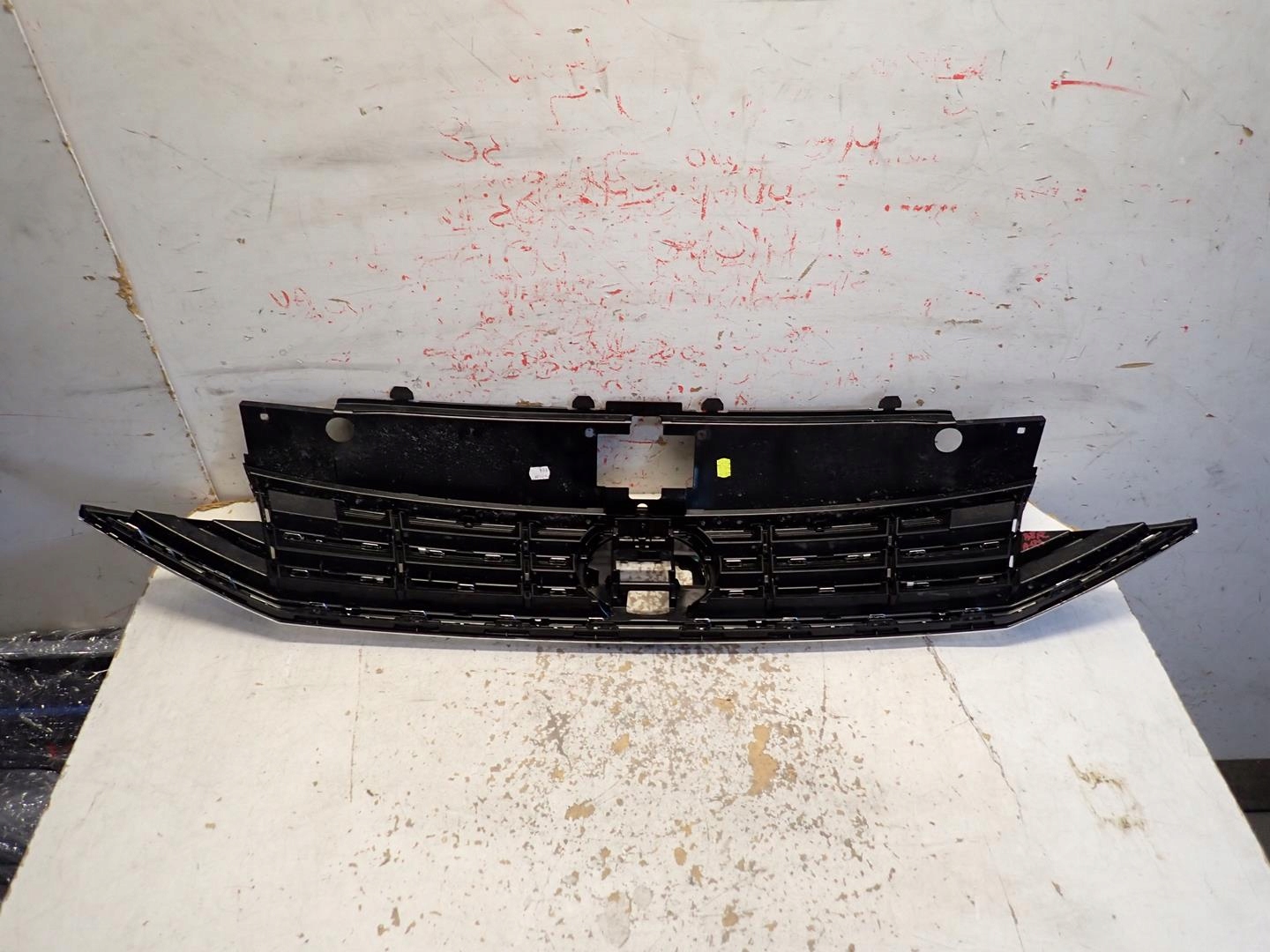 Grill VW PASSAT B8 LIFT 2019 3G0853651DJ