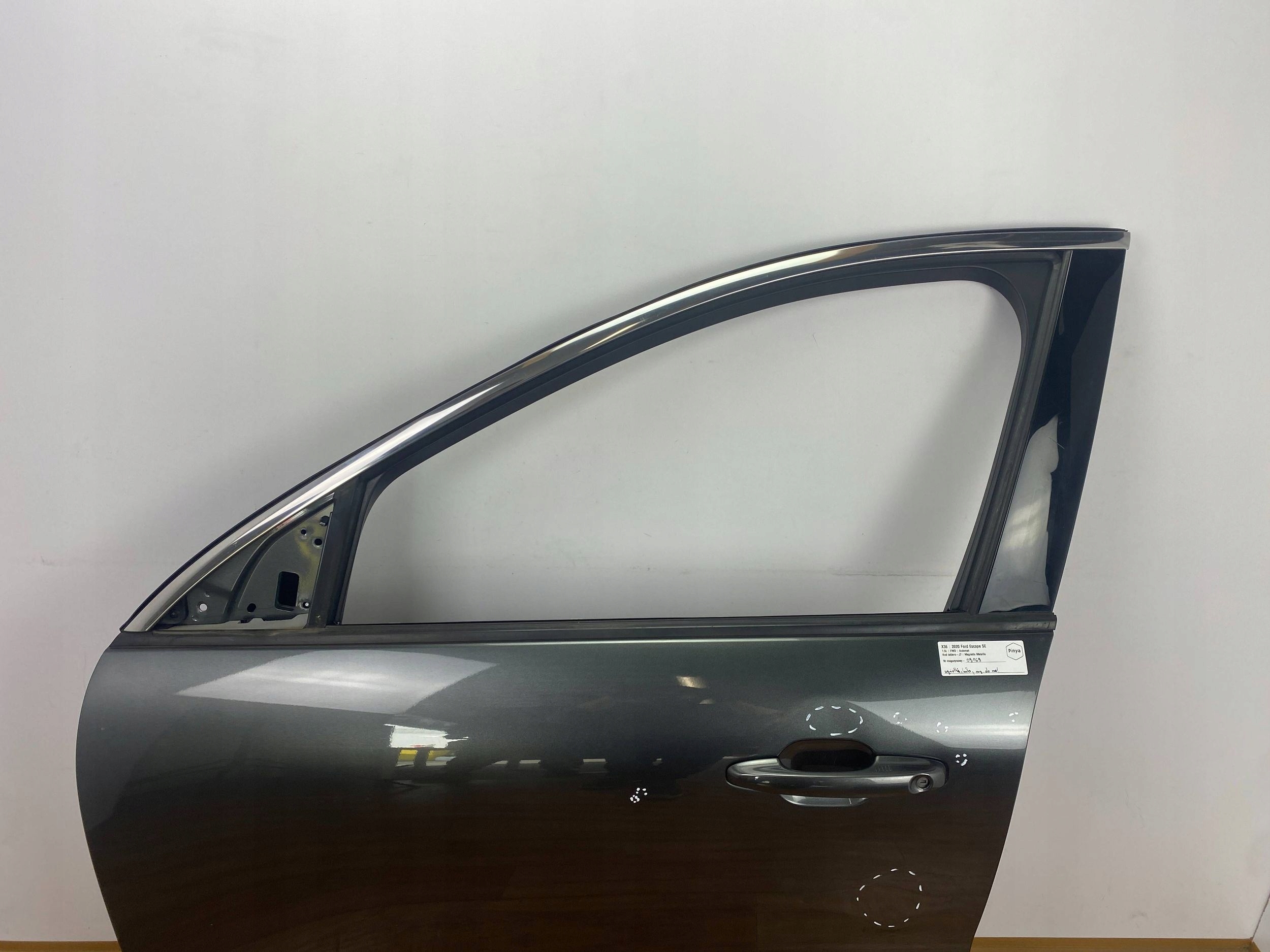 Ford Escape IV 2020 Kuga Mk3 front side left door front USA