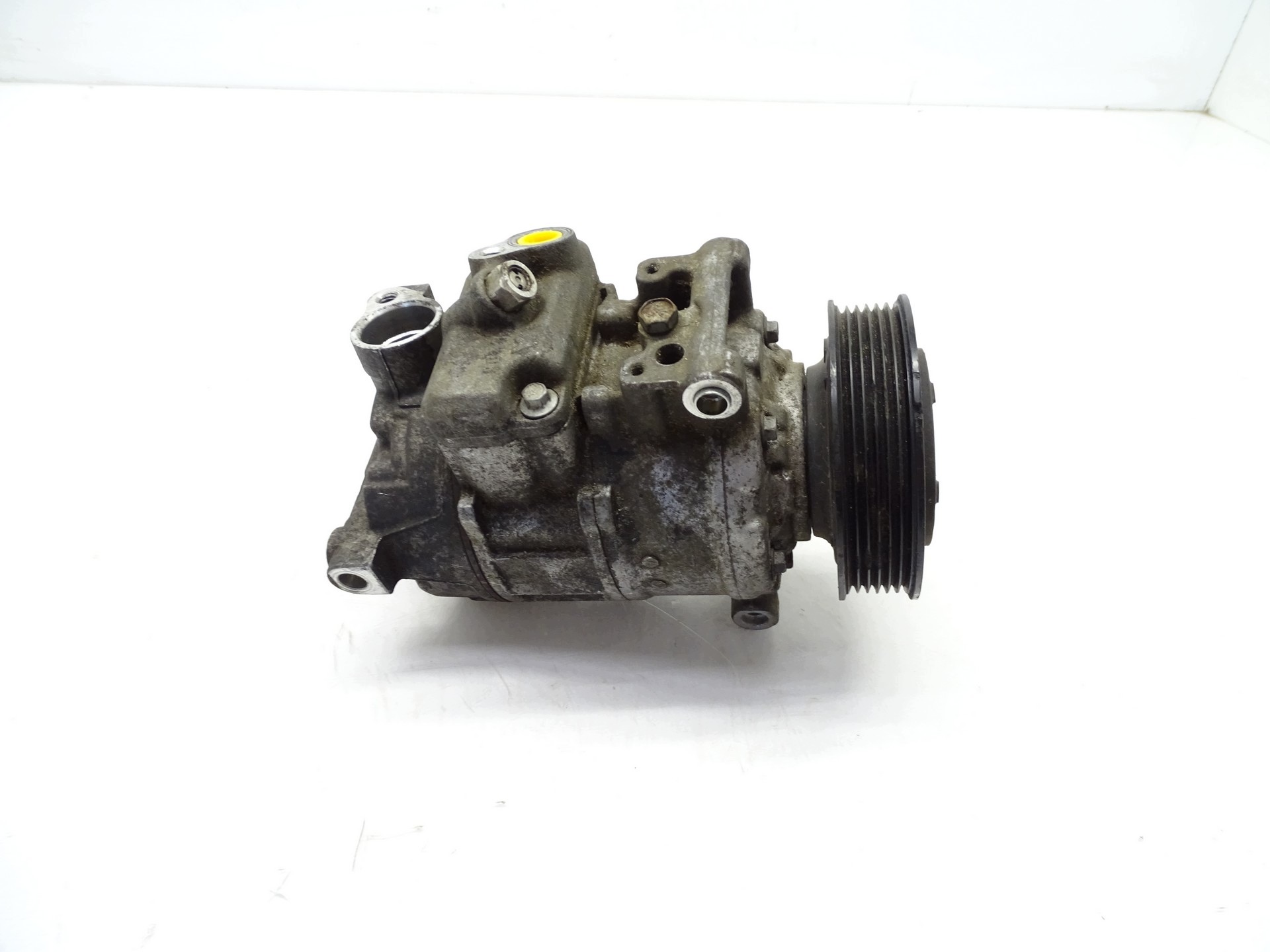 compressor compressor; of the air conditioning AUDI A6 C7 Q5 8R 4G0260805D