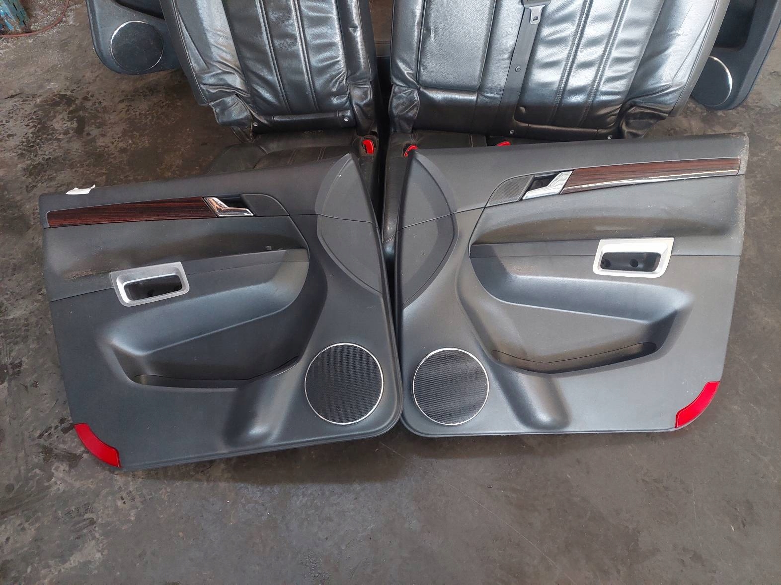 seats KOMPLET left right seat rear part + side OPEL ANTARA and