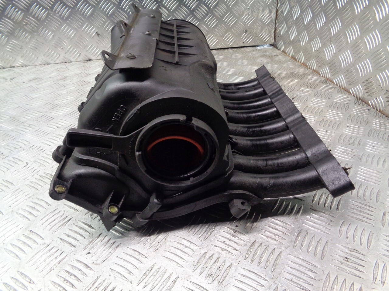 коллектор Впускный MERCEDES W168 1.7 CDI 6680900301