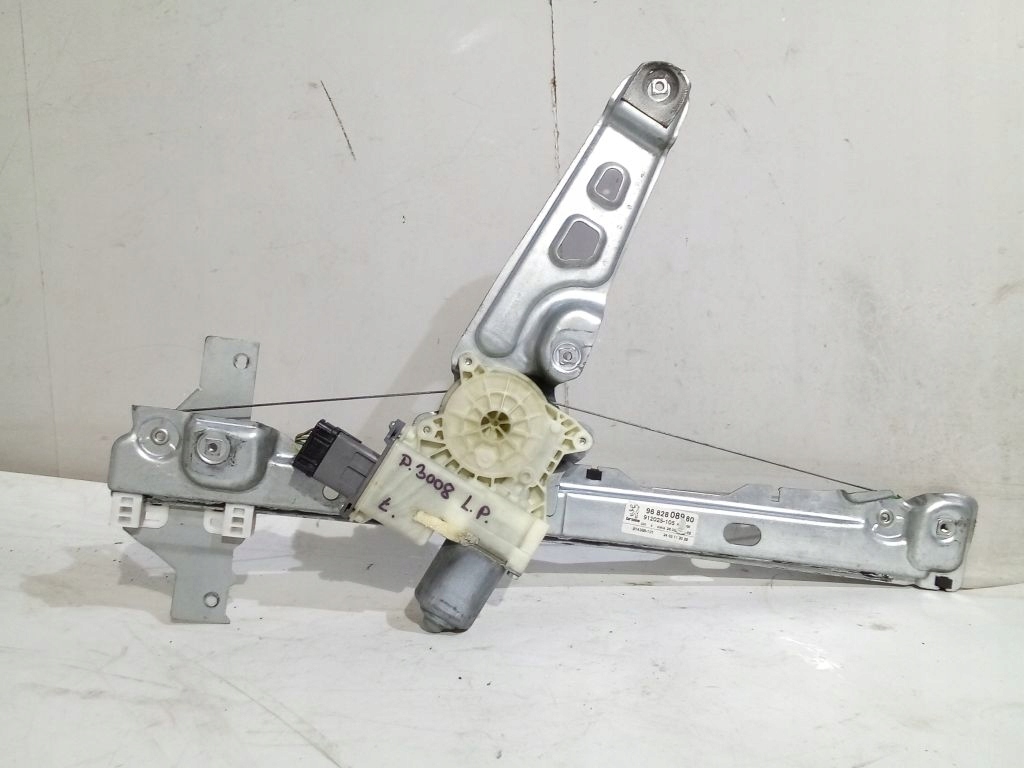 Peugeot 3008 and window regulator left front 9682808980