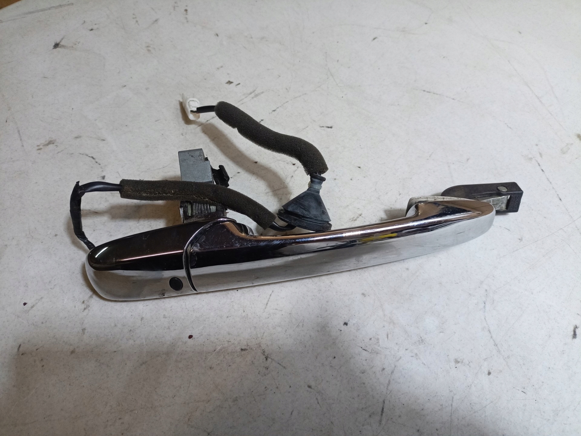 handle exterior door front right side Mazda CX-9 facelift 2012