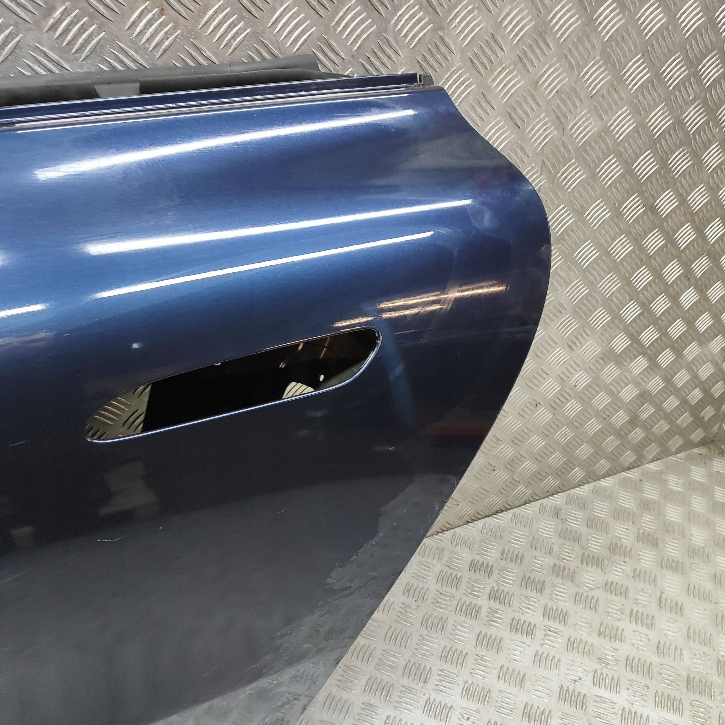 Mercedes-Benz EQS V297 2022 Lewa strona Drzwi tylne Typ samochodu Samochody osobowe