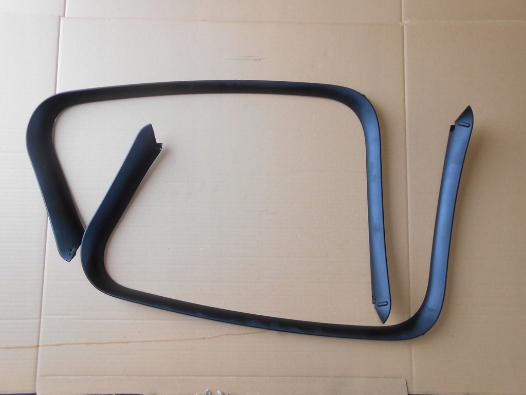 CITROEN DS4 RAMKA SZYBY DRZWI TYŁ