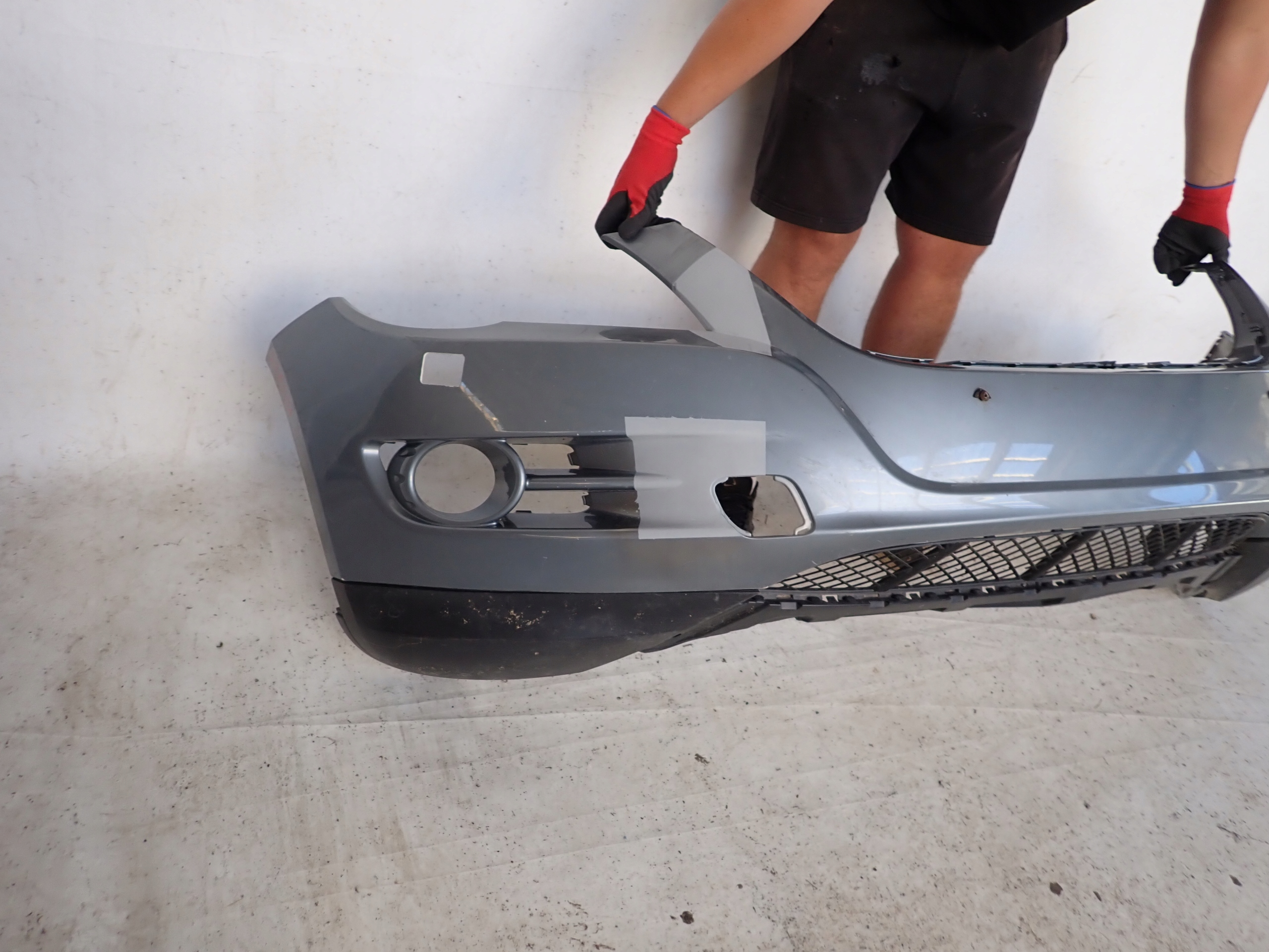 VW TIGUAN and 1 CROSS 07-11 bumper front front washer PDC 5N0807221D