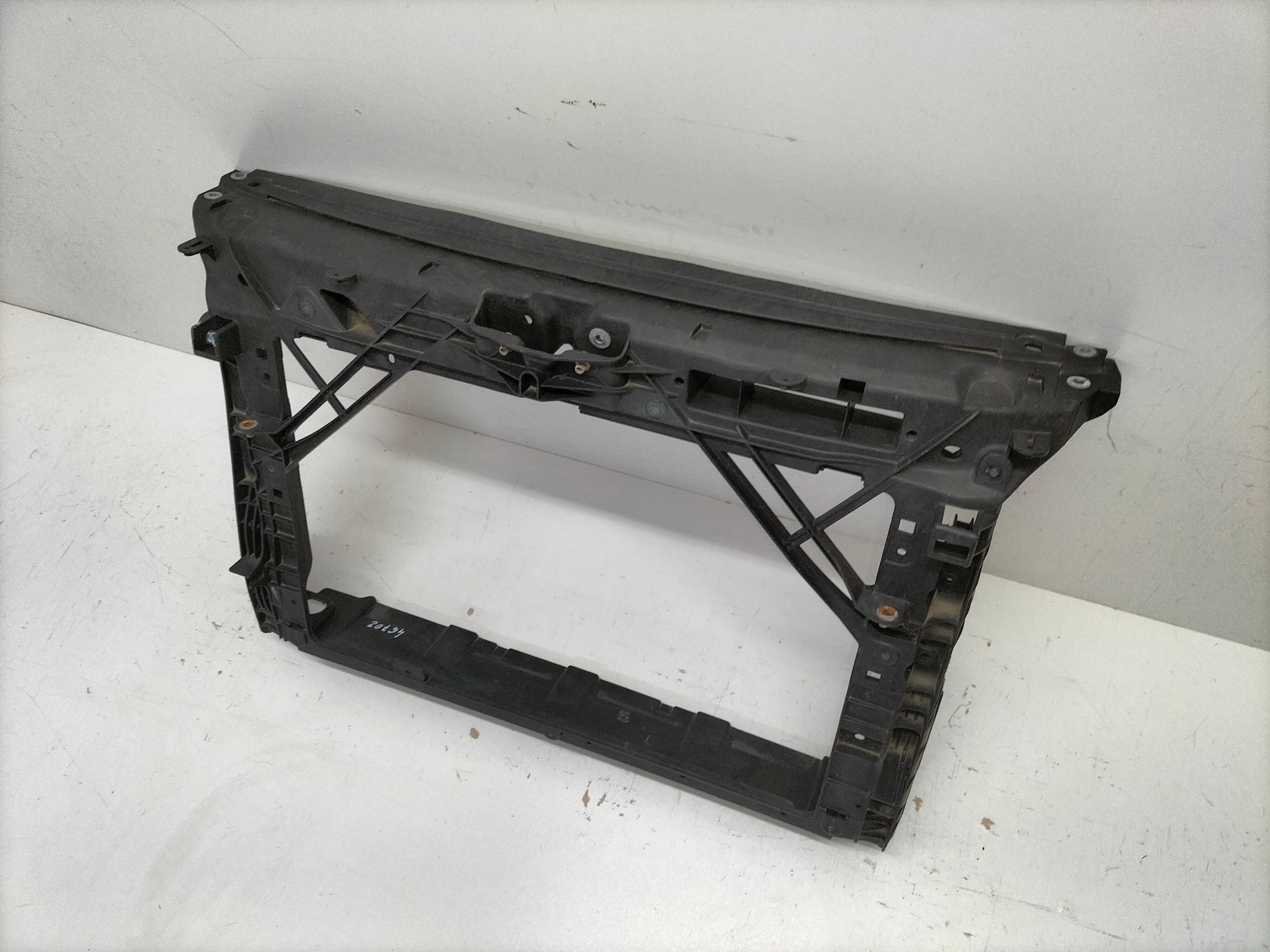 support panel for radiators pillar iron SKODA RAPID 12