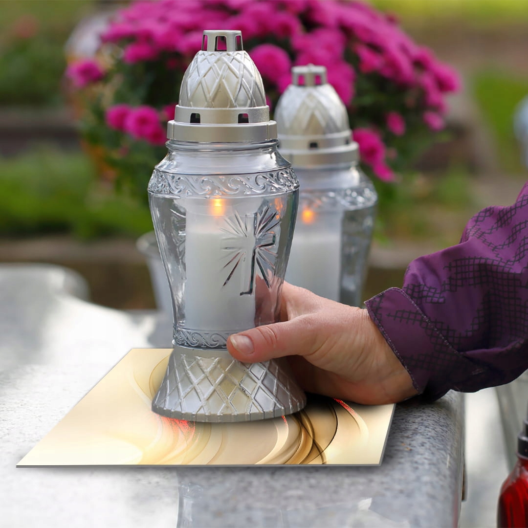 SZKLANA PODSTAWKA POD ZNICZE 30x30cm Fala 195f Szerokość produktu 30 cm