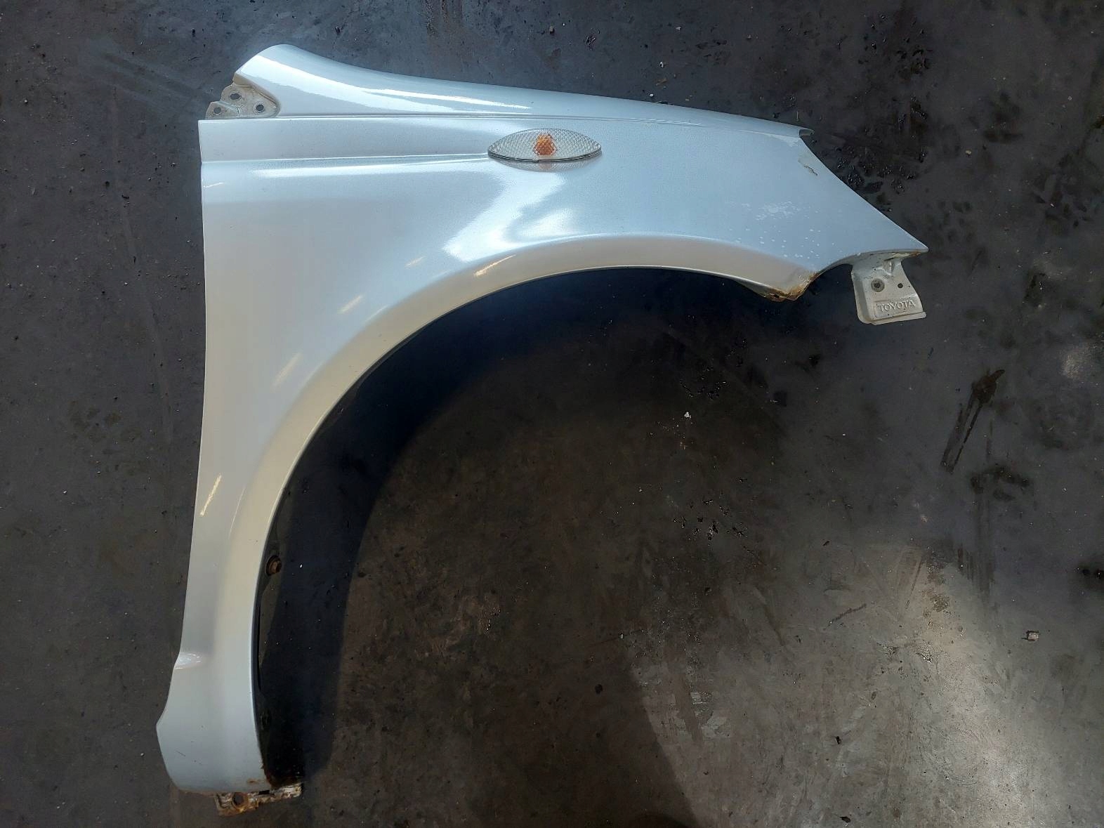 complete front + support panel for radiators pillar iron TOYOTA YARIS and LIFT 1E7