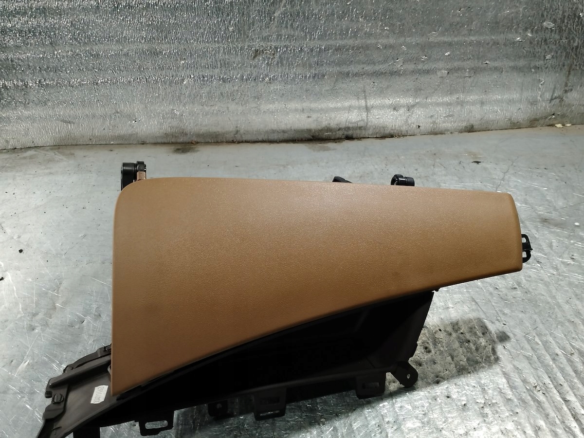 ПАСАЖИРСЬКИЙ ВІДСІК OPEL ZAFIRA C 13351704