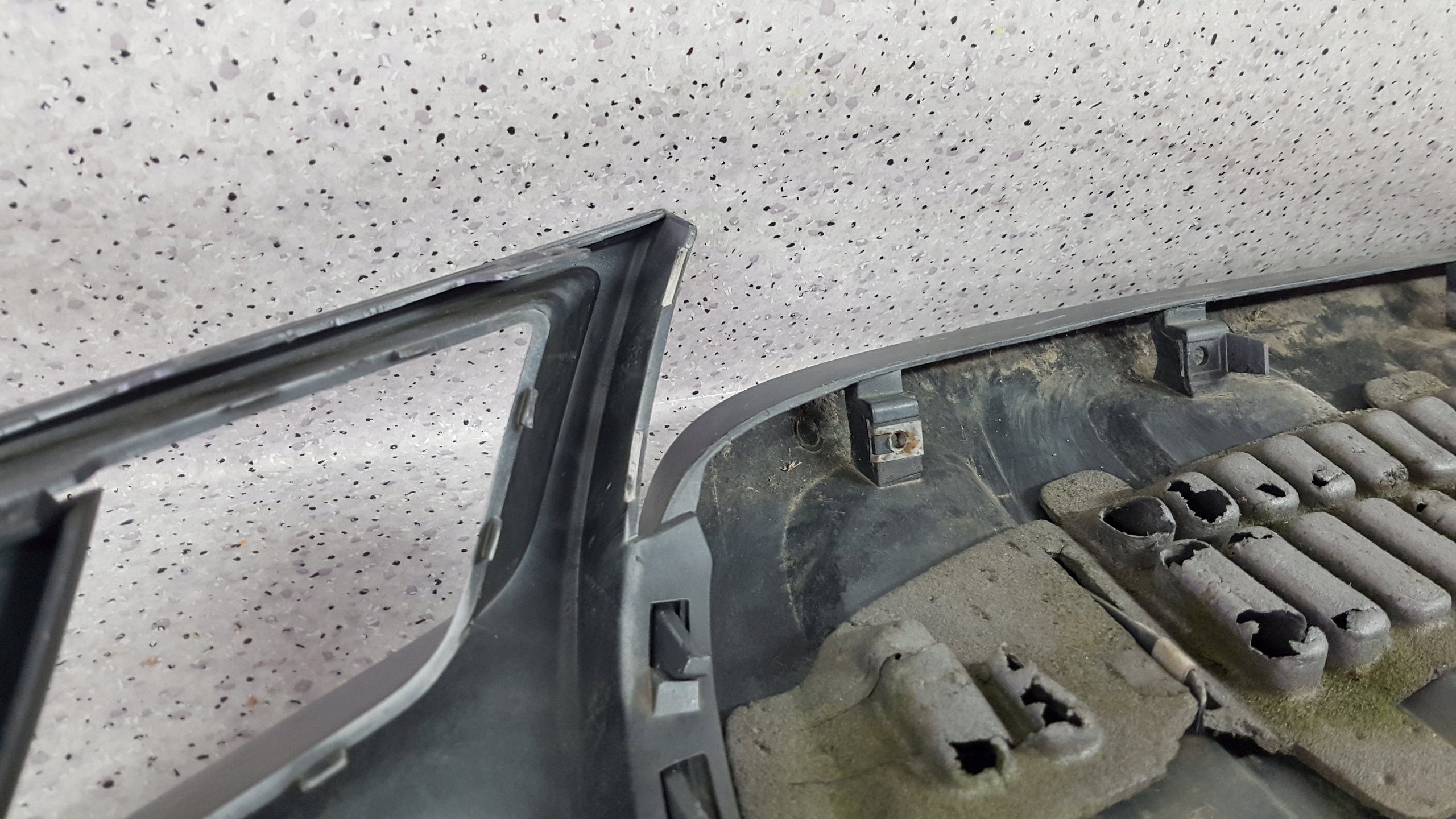 AUDI Q7 4L0 accessories front SPOILER 9691