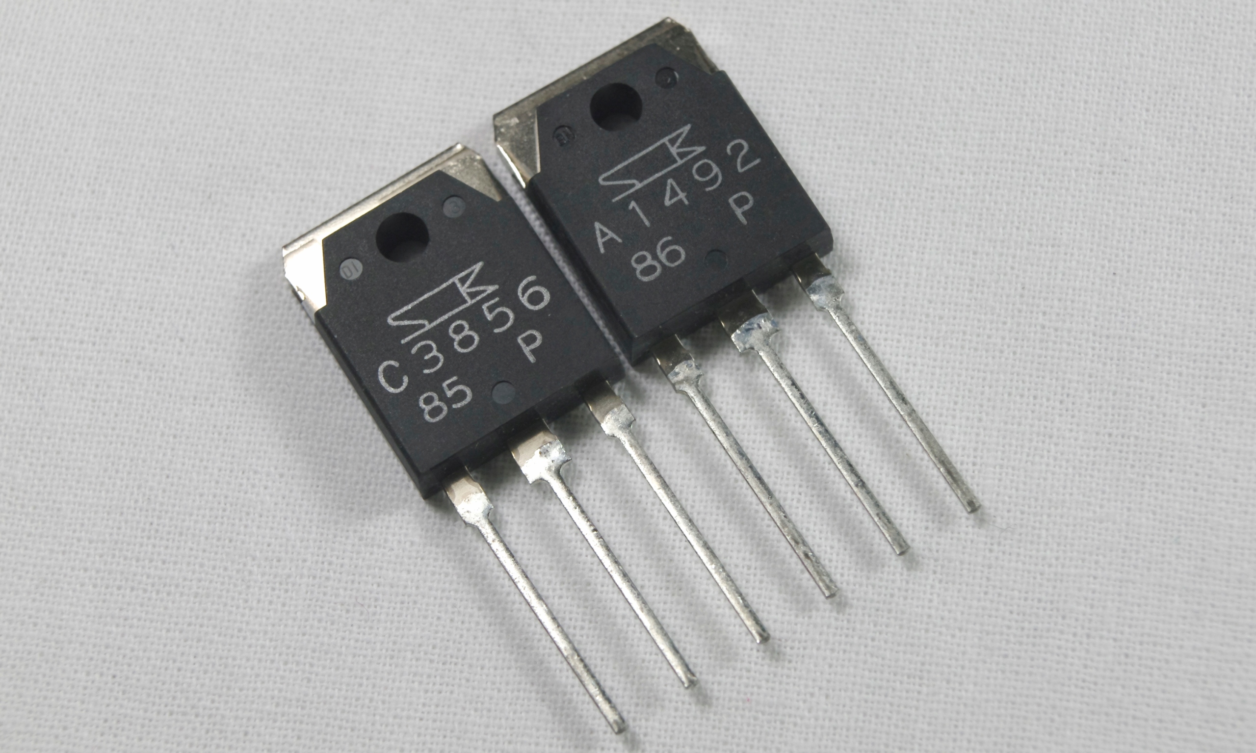 Tranzystor SANKEN 2SA1492 2SC3856