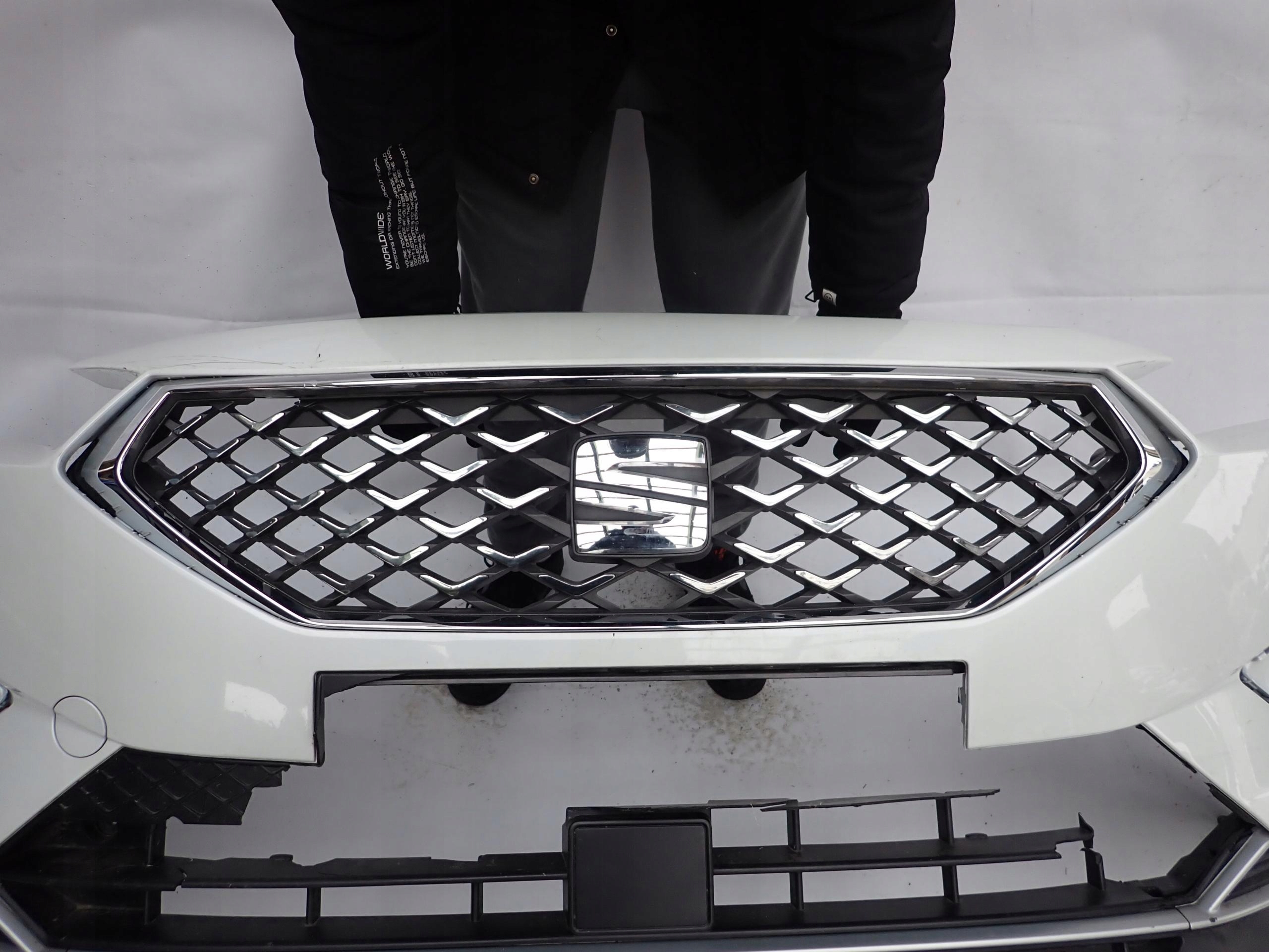 SEAT TARRACO 18- bumper front front PDC