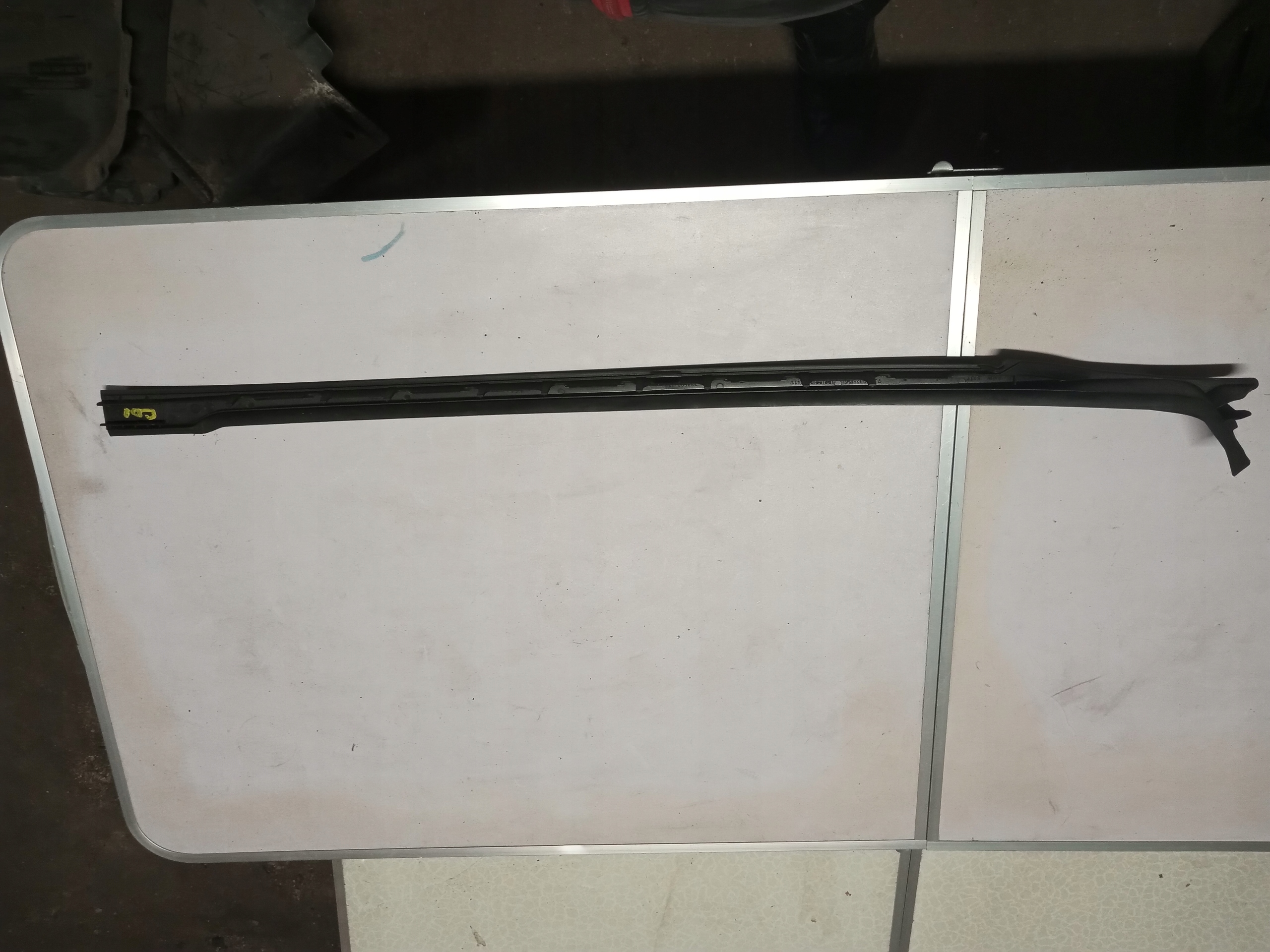 BMW X3 G01 LISTWA ODPROWADZAJĄCA WODĘ PRAWA 7399032