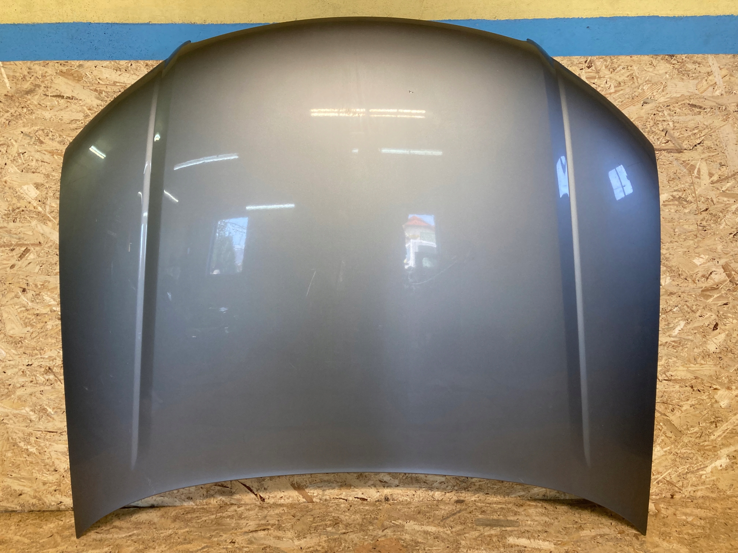 Капот AUDI A8 D3 02-06