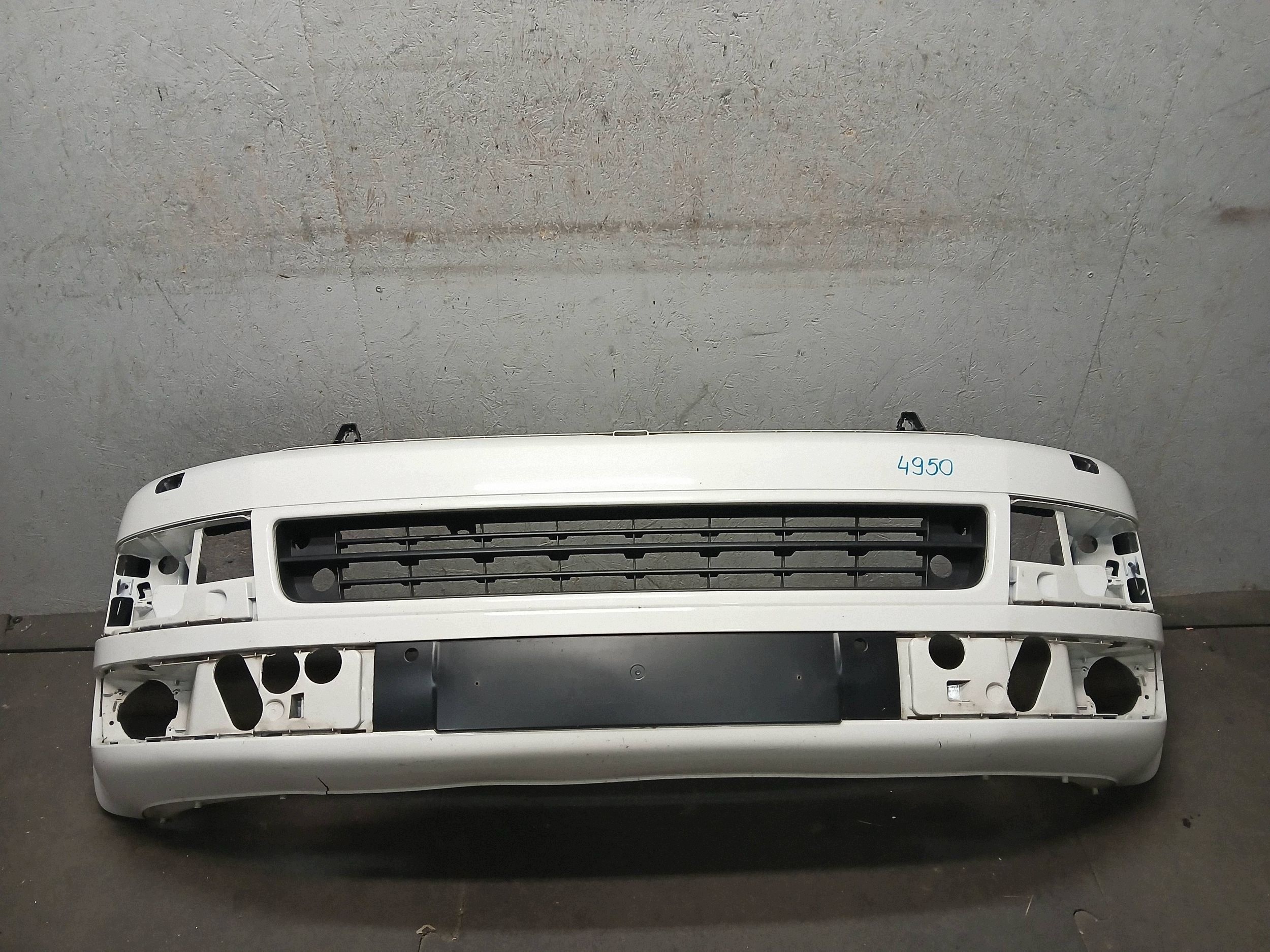 nárazník předek VW T5 T-5 LIFT