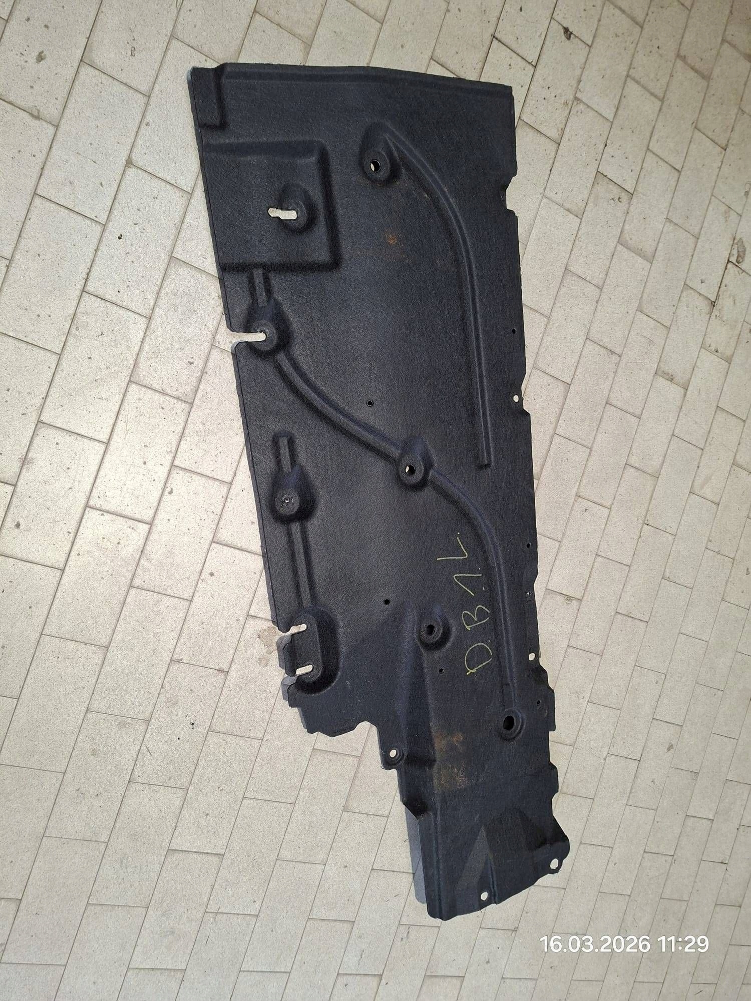 cover chassis left side Dacia Bigster 748151201R