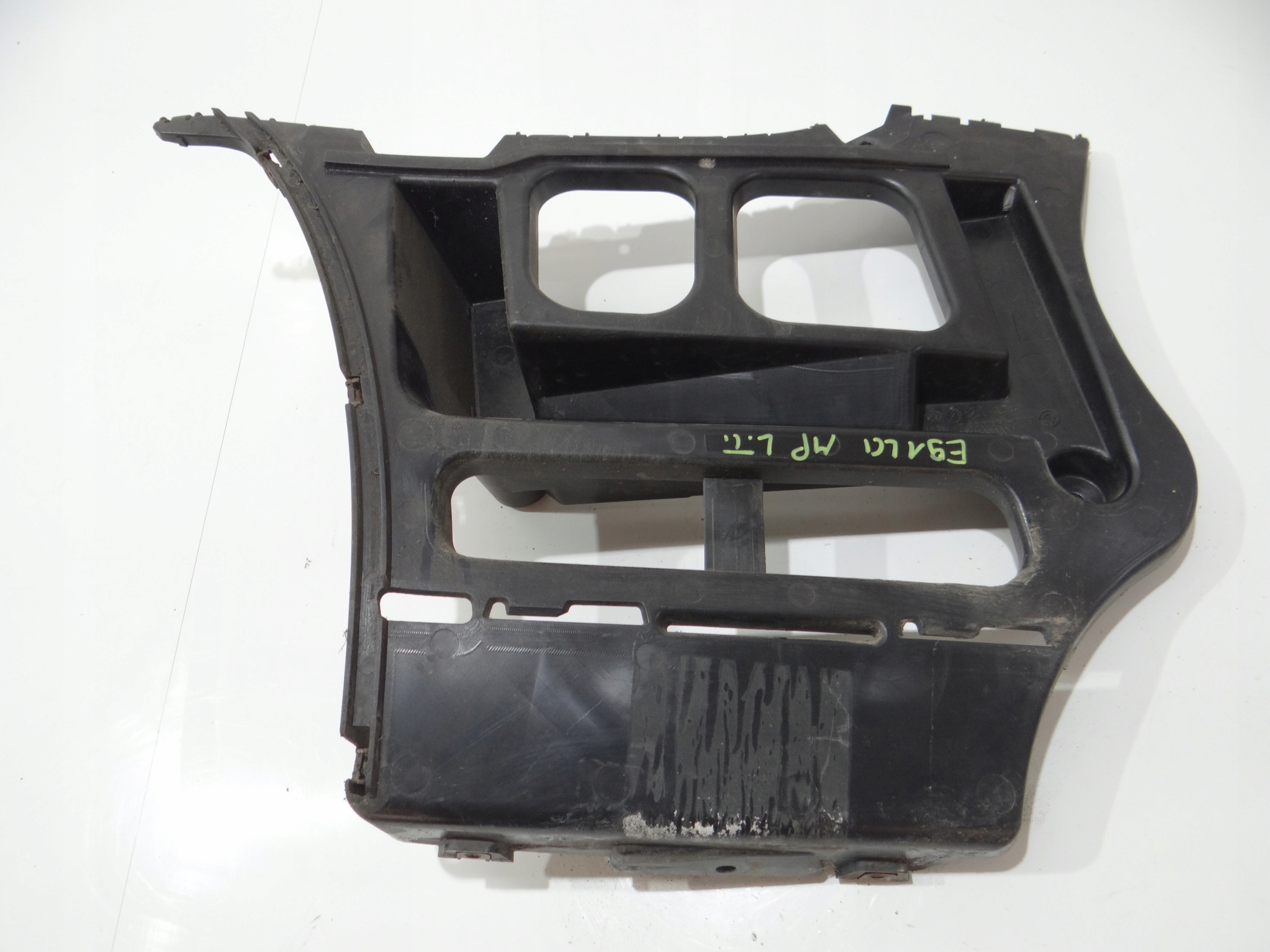 bumper bracket left rear part BMW E91 LCI M PAKIET 7907259