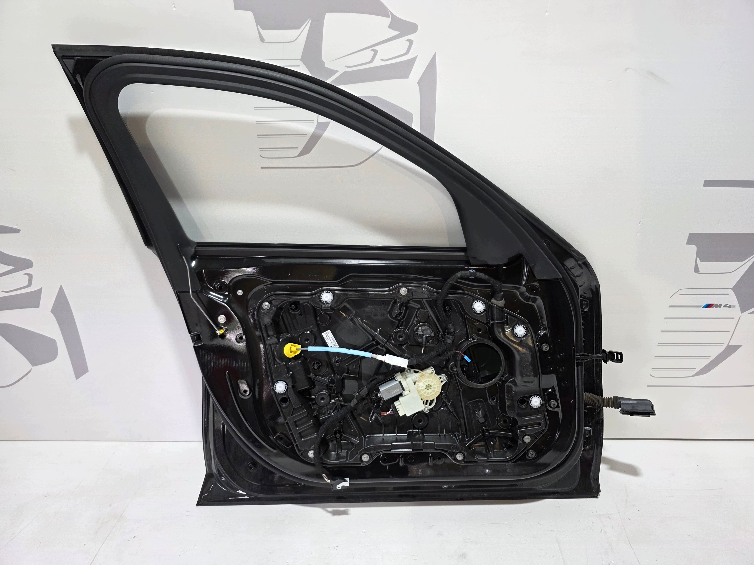 door left front BMW 3 G20 G21 475 BLACK SAPPHIRE METALLIC