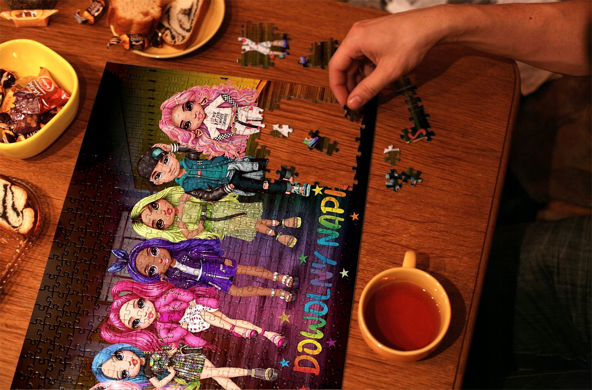 Puzzle RAINBOW HIGH z TWOIM NAPISEM A3/192EL Bohater / Bajka brak