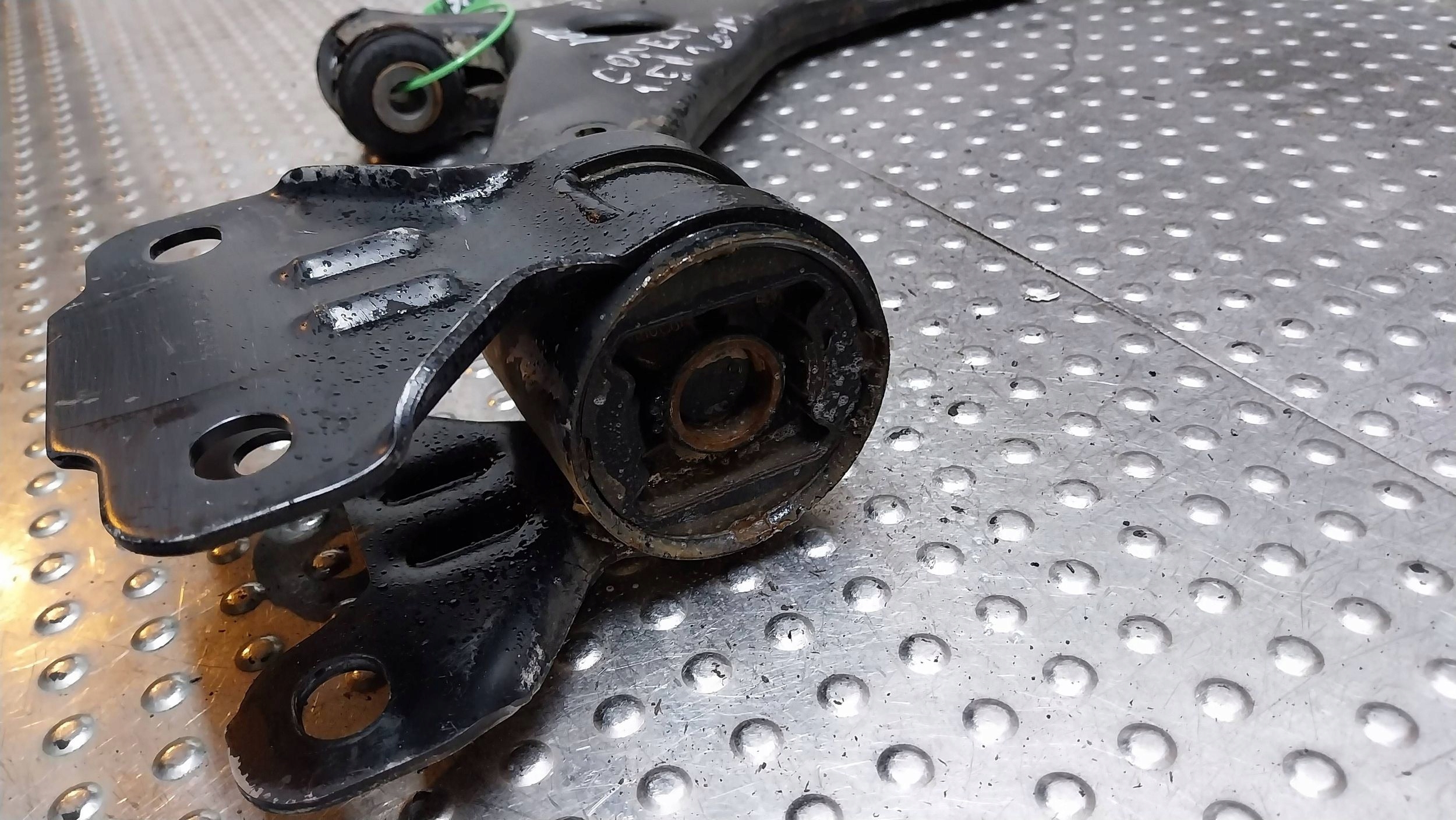 arm right front DV61-3A423-BA FORD TRANSIT CONNECT MK2