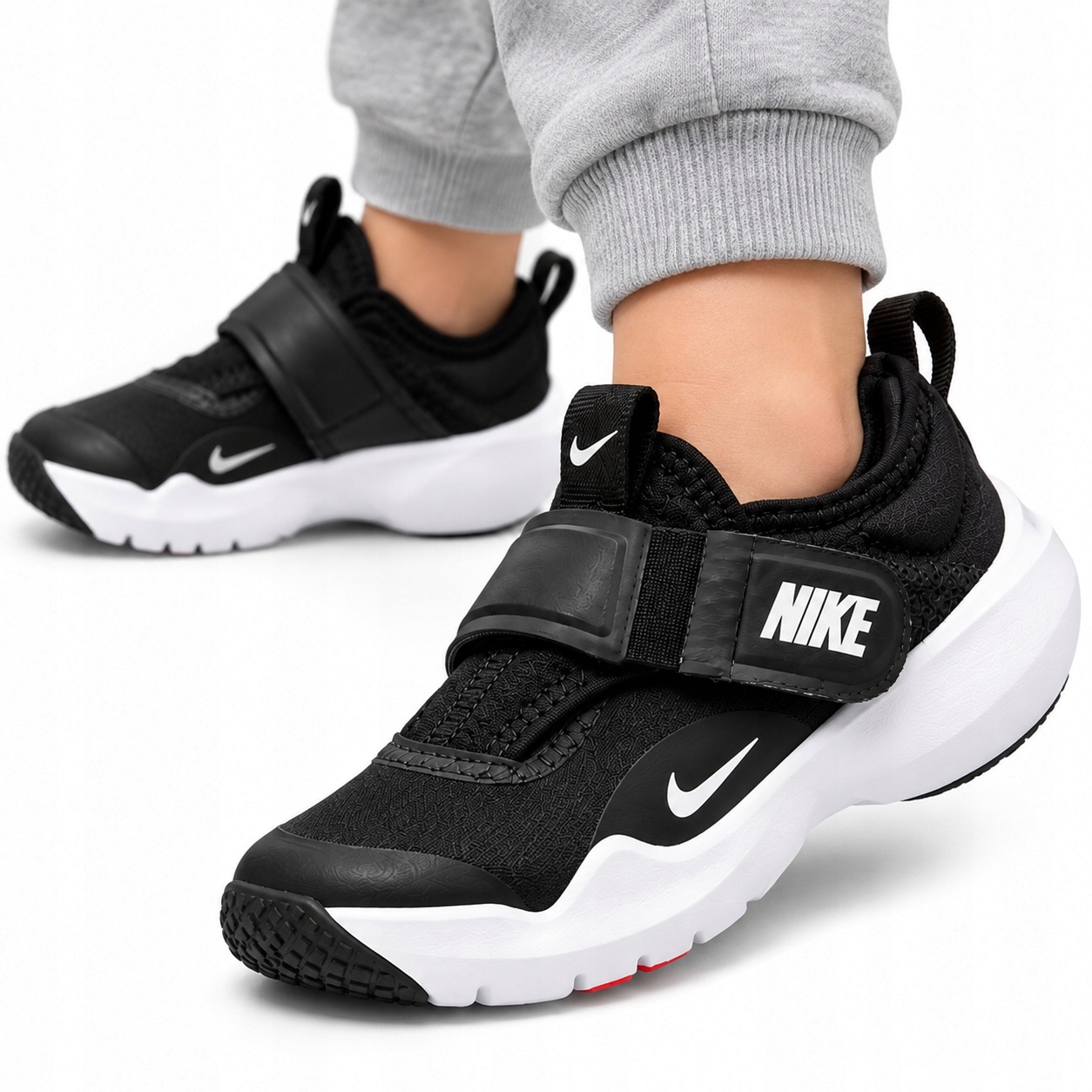 Lekkie Dziecięce Sneakersy Buty Nike Flex Advance CZ0188-002 r.25