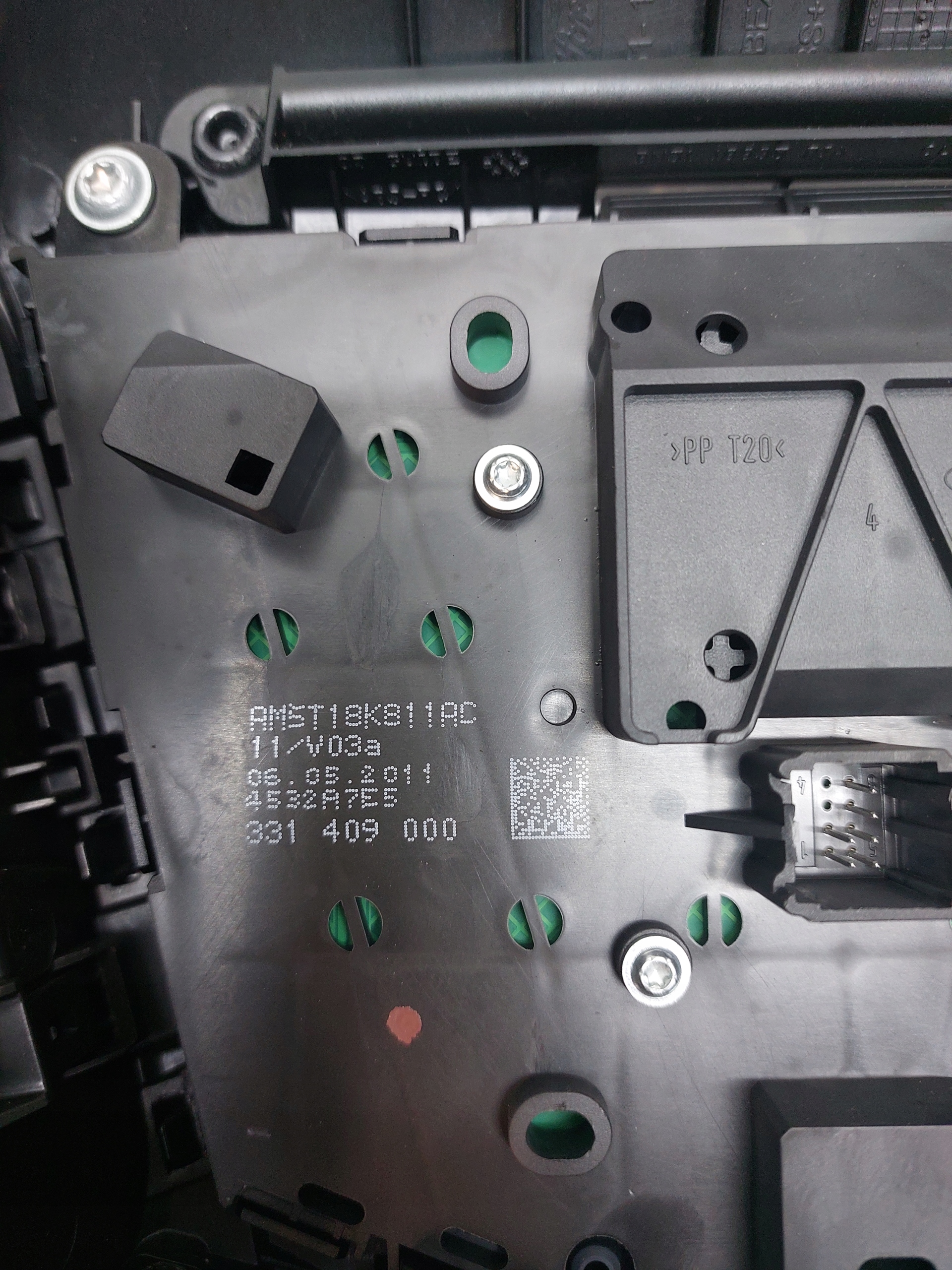 PANEL RADIA FORD FOCUS III MK3