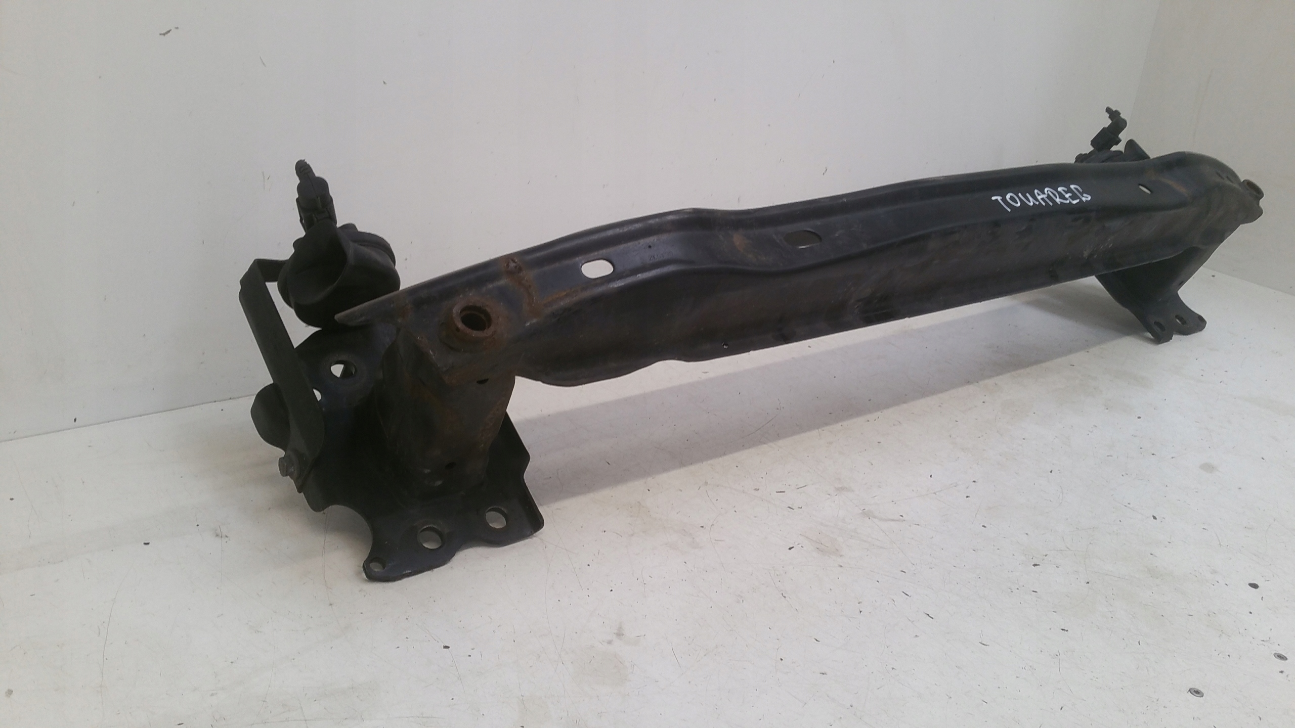 bumper support front 7L0807109E VW Touareg