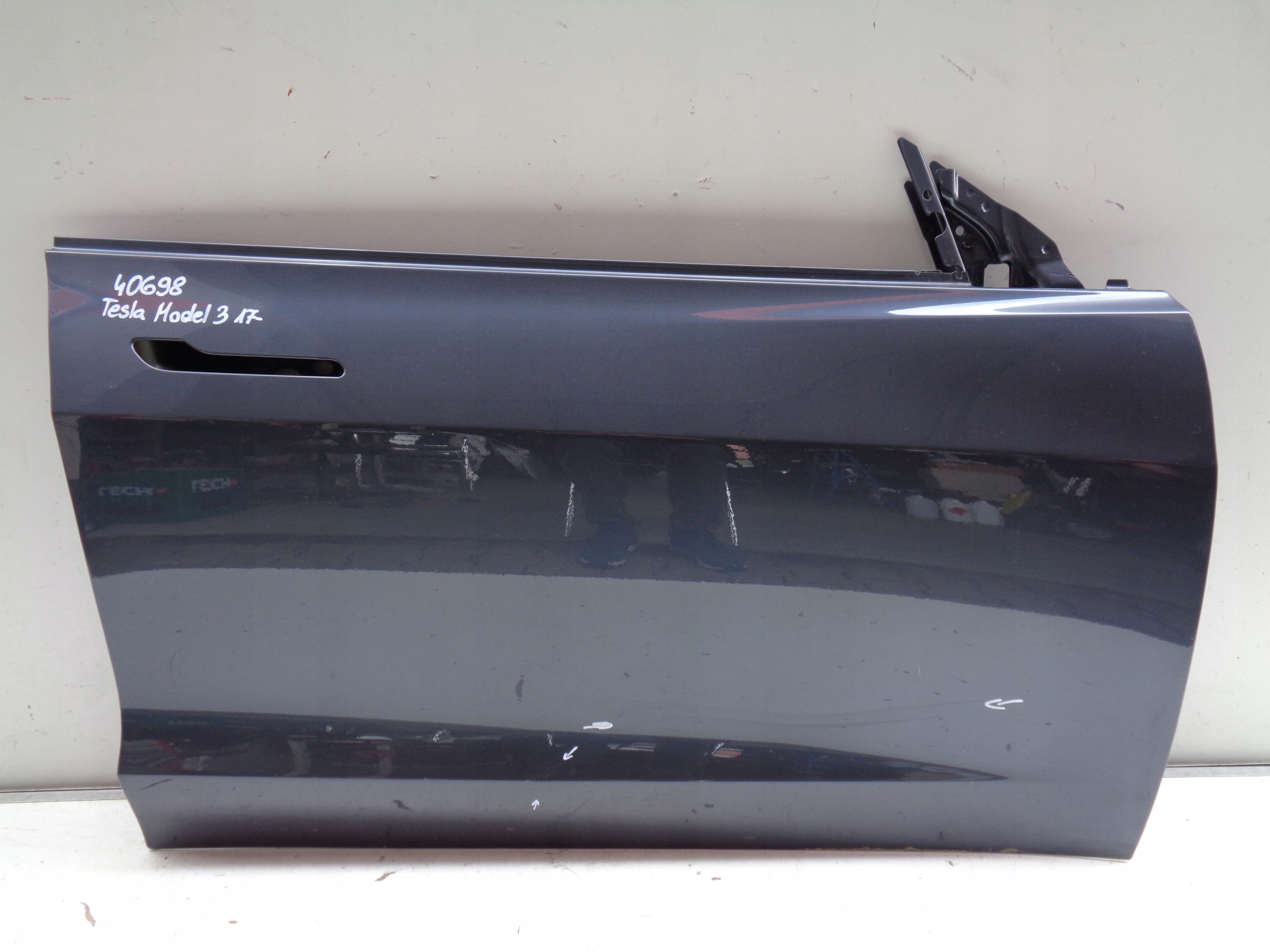 door right front TESLA MODEL 3 17- NR 40698