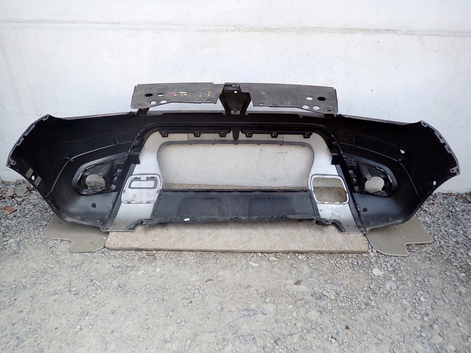 bumper front front DACIA DUSTER 2 II HM 2017-2024R 620221776R