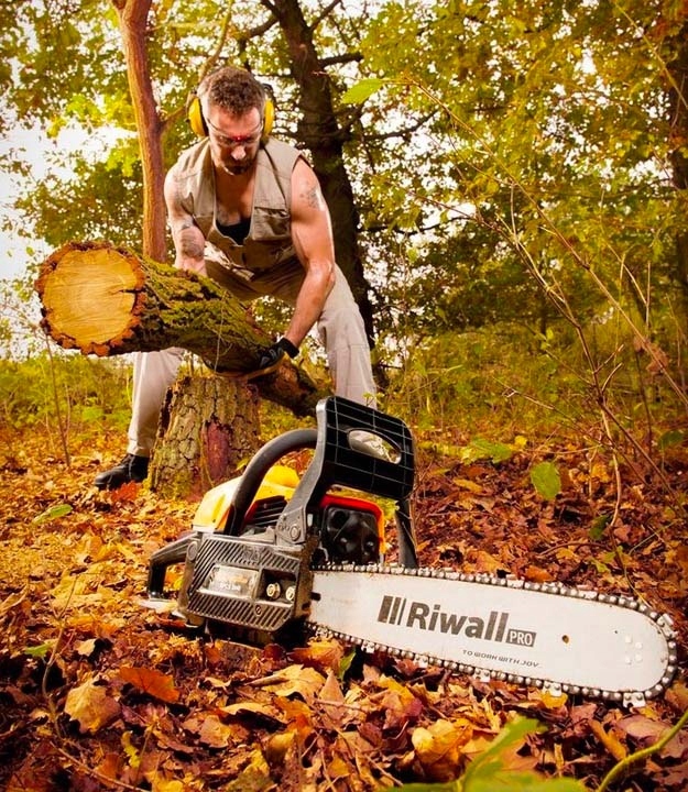 Piła łańcuchowa Spalinowa Riwall MOC 4500 W / 8 KM Producent prowadnicy Riwall