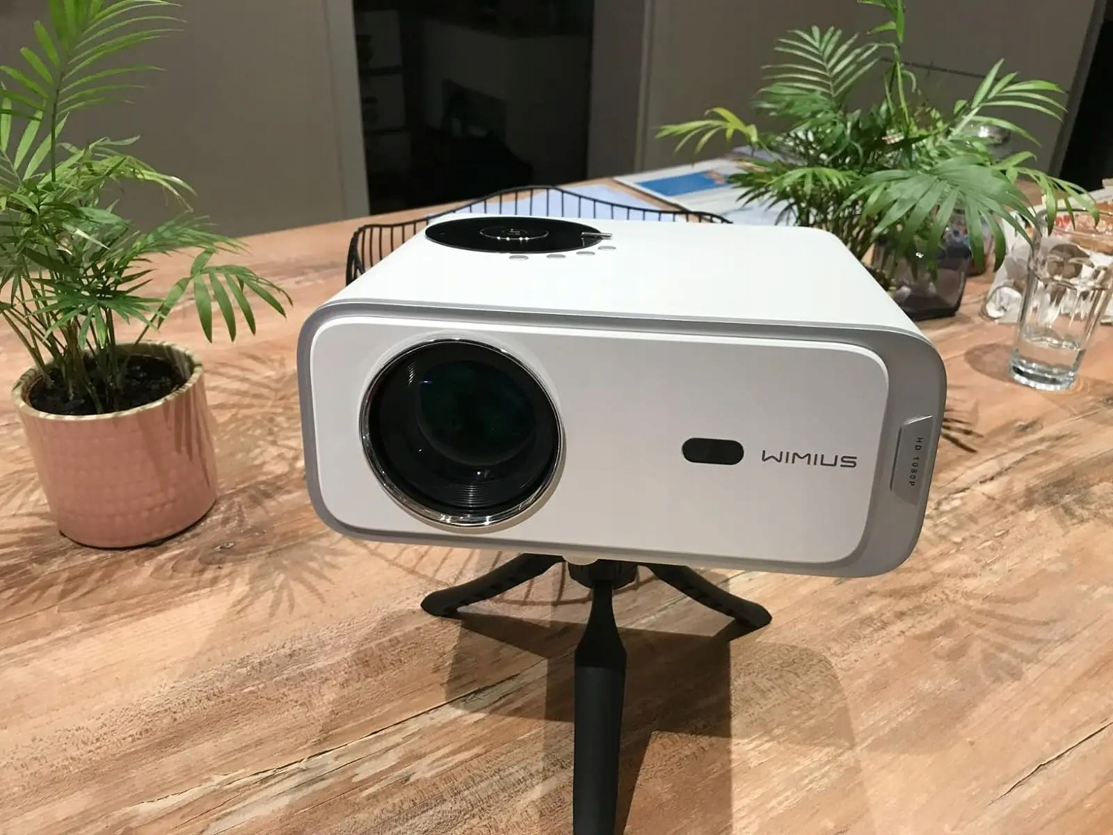 PROJEKTOR Full HD Rzutnik 4k 15000lm 1080p ANDROID TV WiFi Bluetooth STATYW Jasność lampy (ANSI) 15000 lm