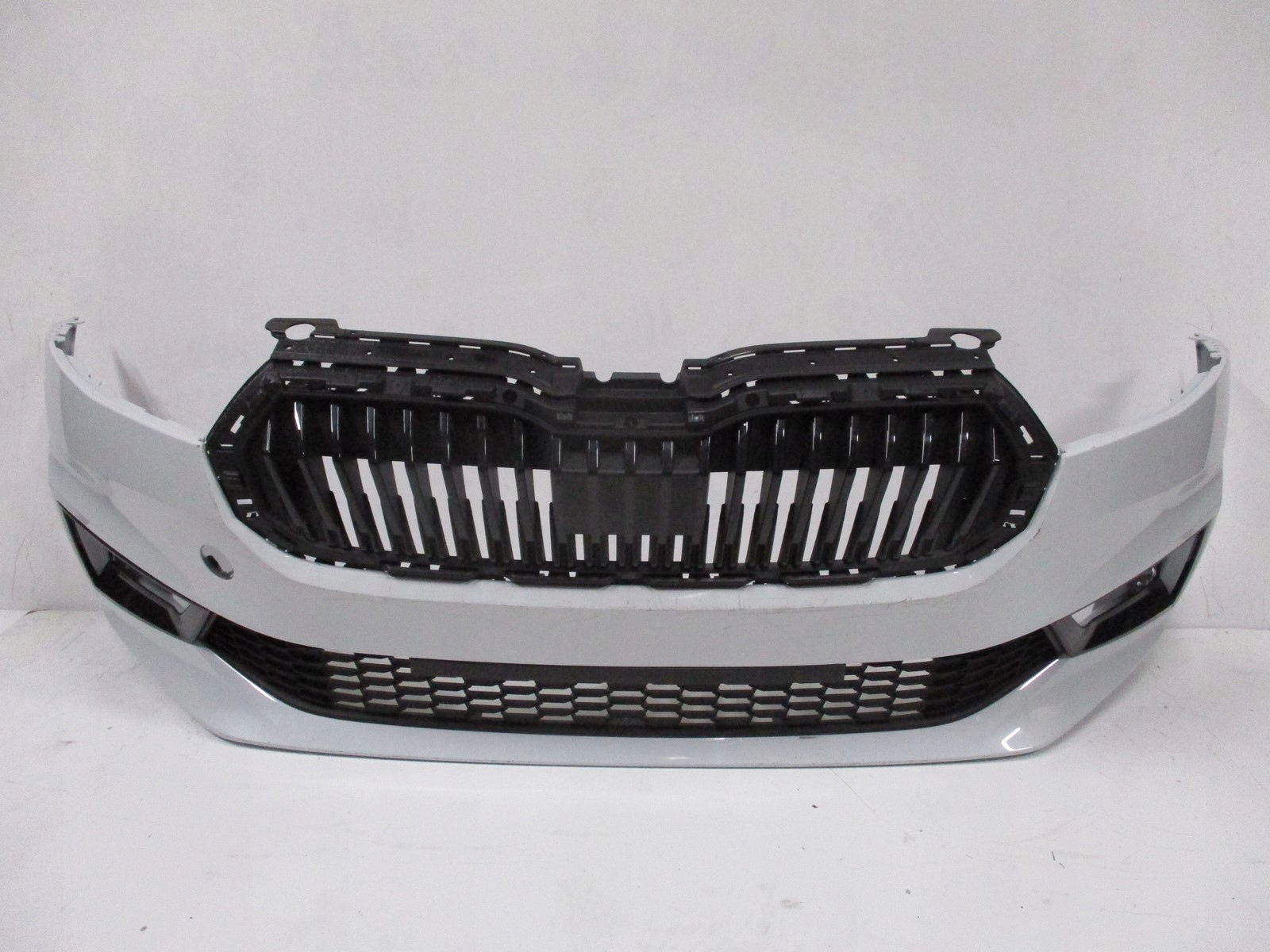 bumper front Skoda Fabia 21R RADAR