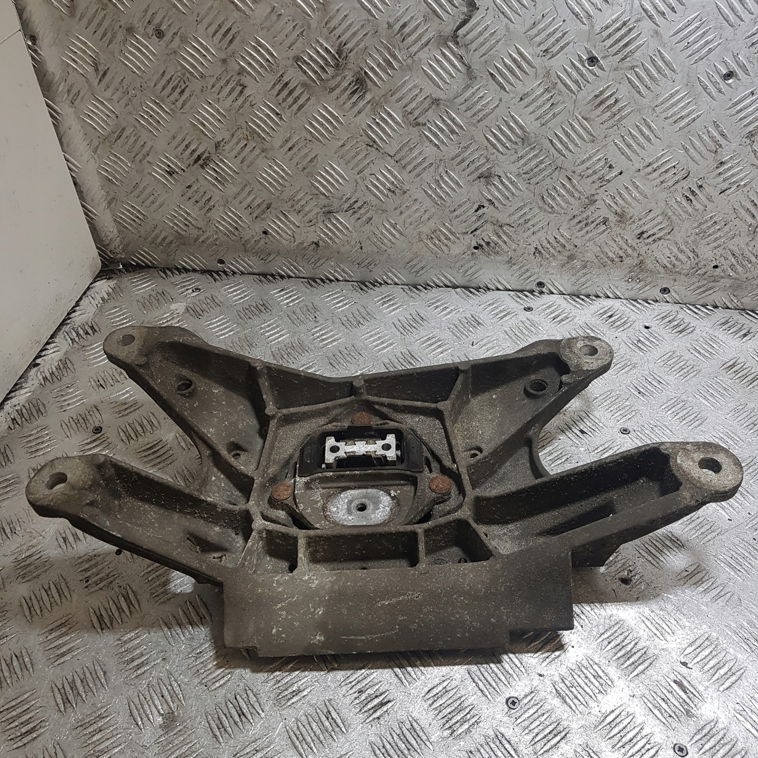 Getriebehalter AUDI Q5 8K0399263K