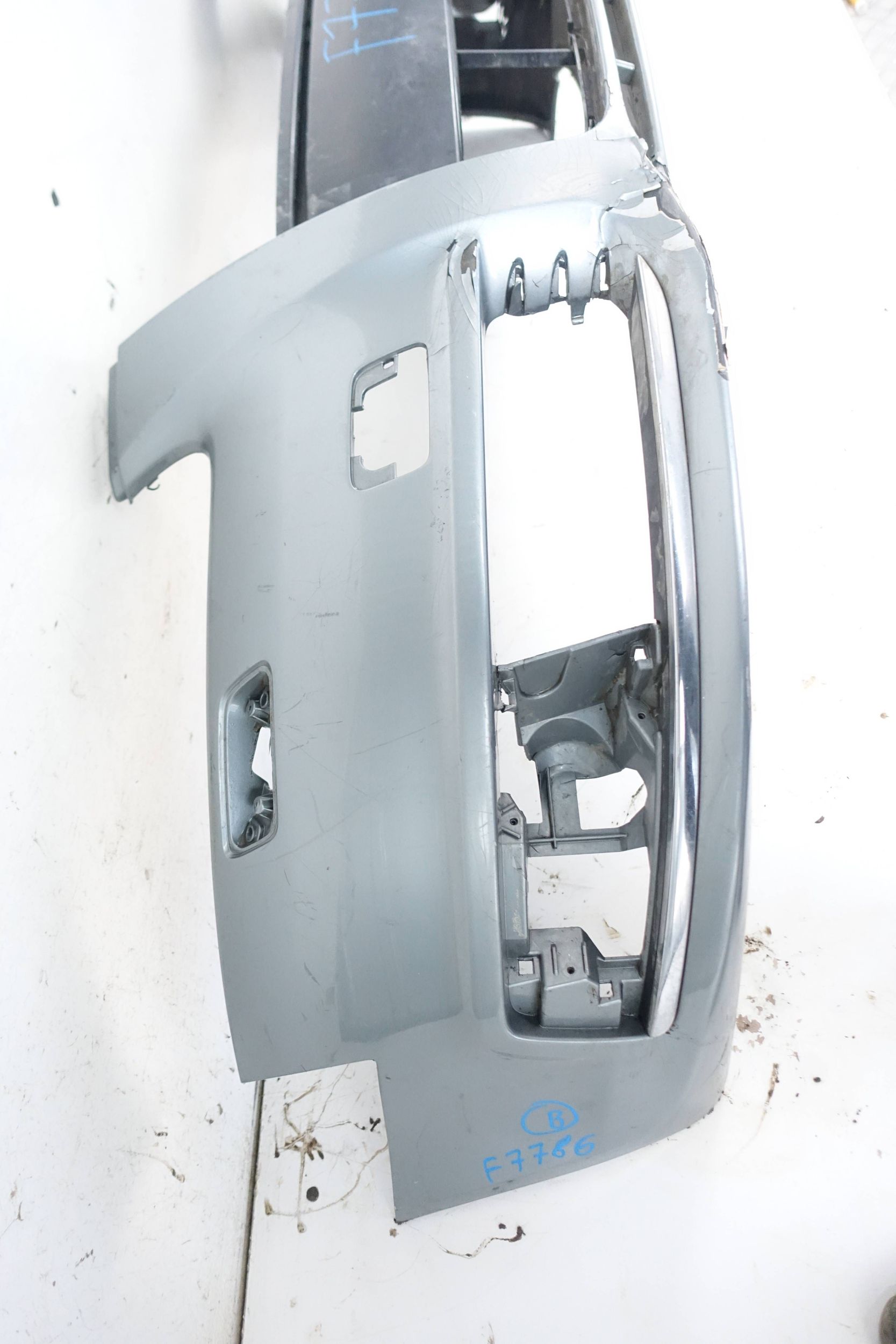 AUDI A6 C6 LIFT 2008- 4F bumper front front 4F0807437AG