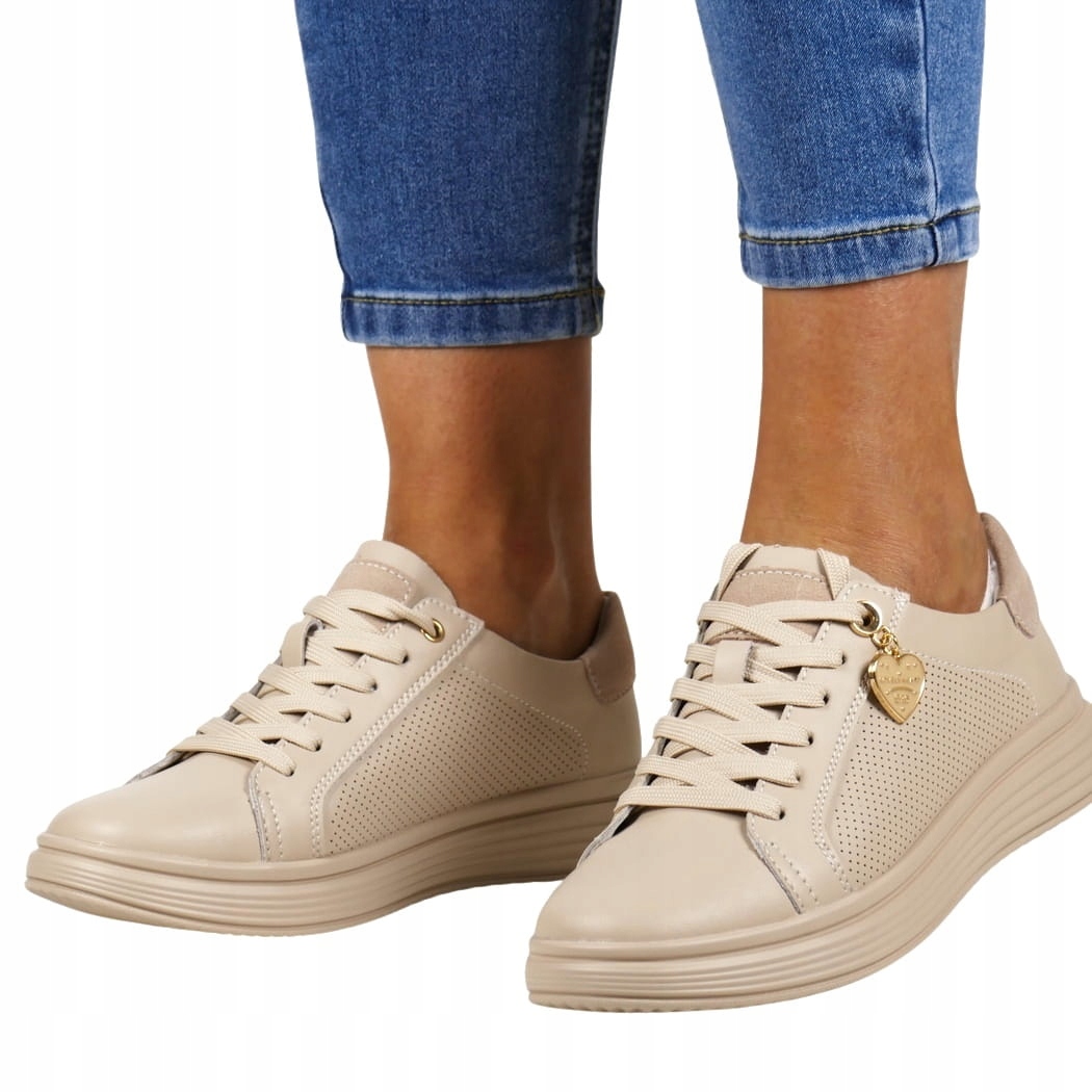 Polobotky Tenisky Kožené Béžové Dírky Silná Podrážka New 38
