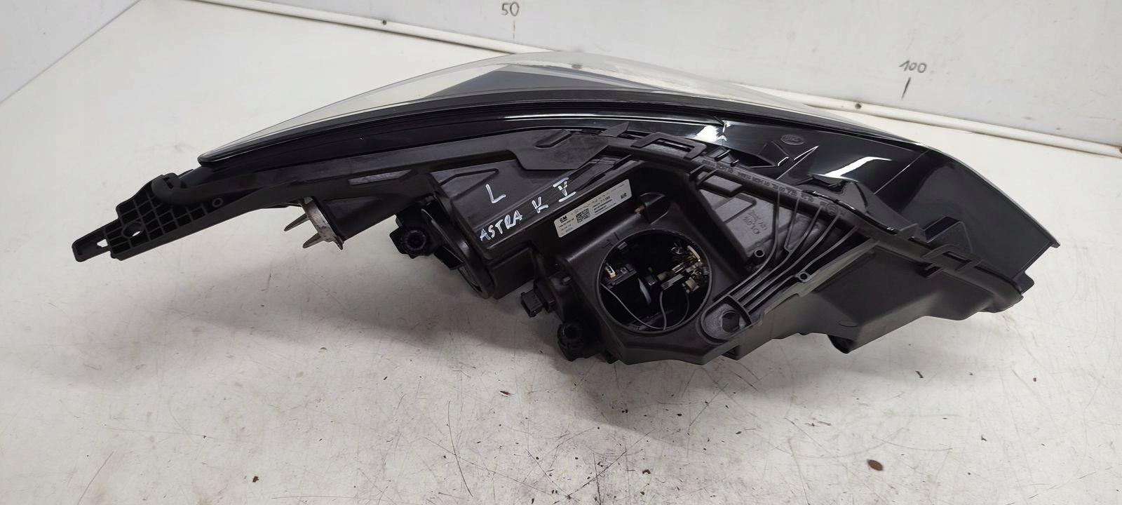 light front front left Opel Astra K