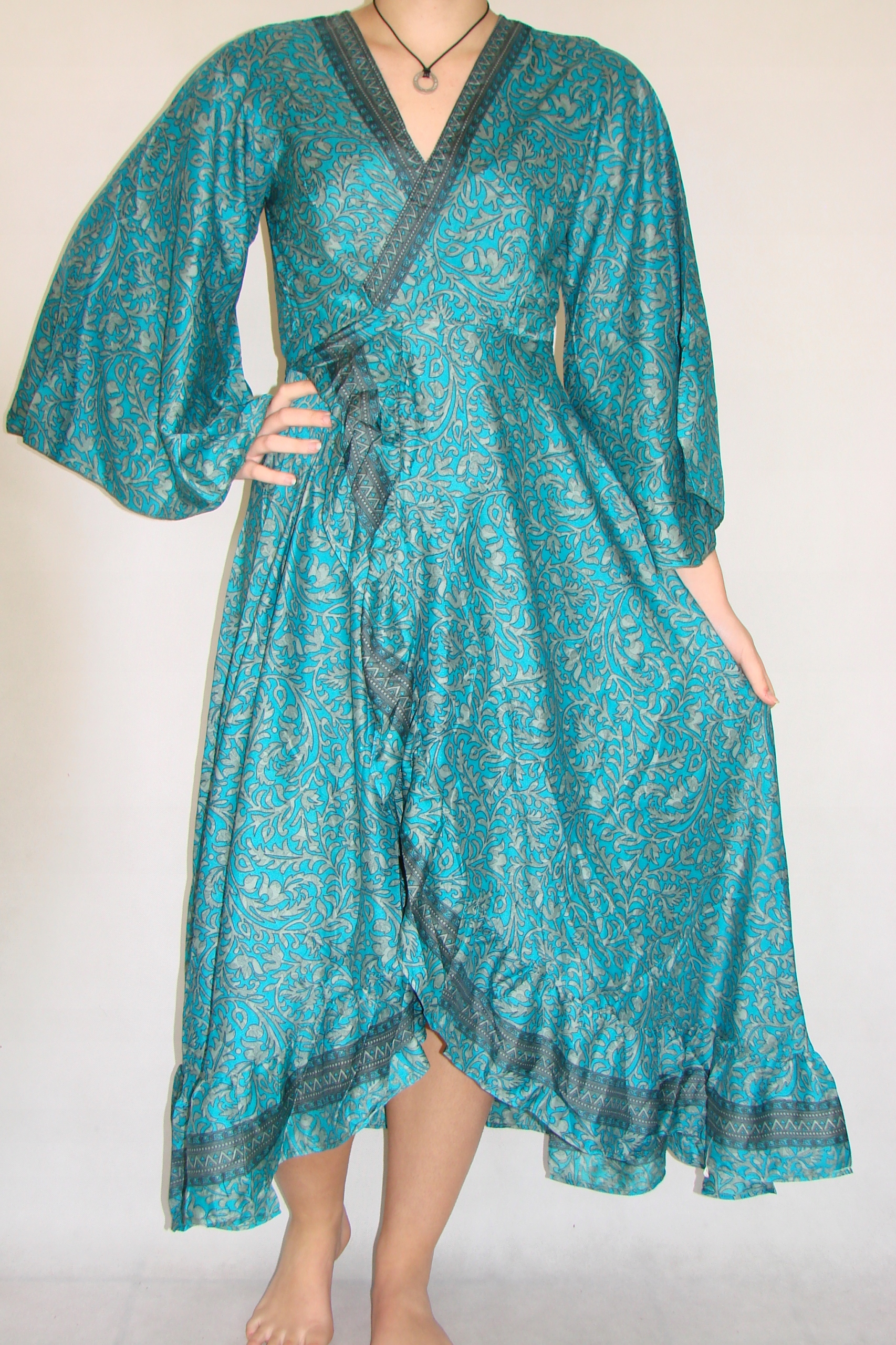 sukienka indyjska boho z falbanami