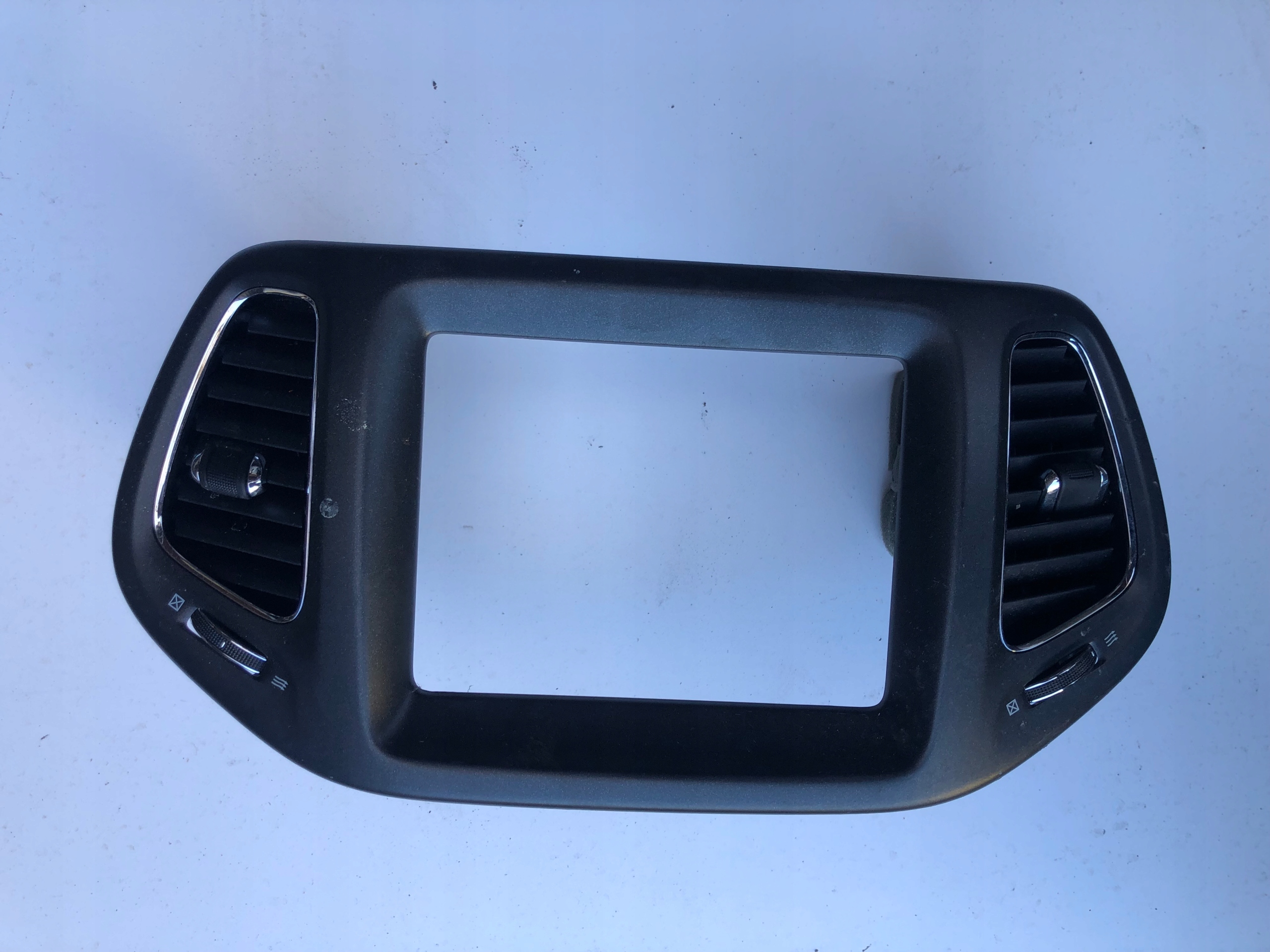 JEEP COMPASS II RAMKA RADIA PANEL NAWIEW 18R