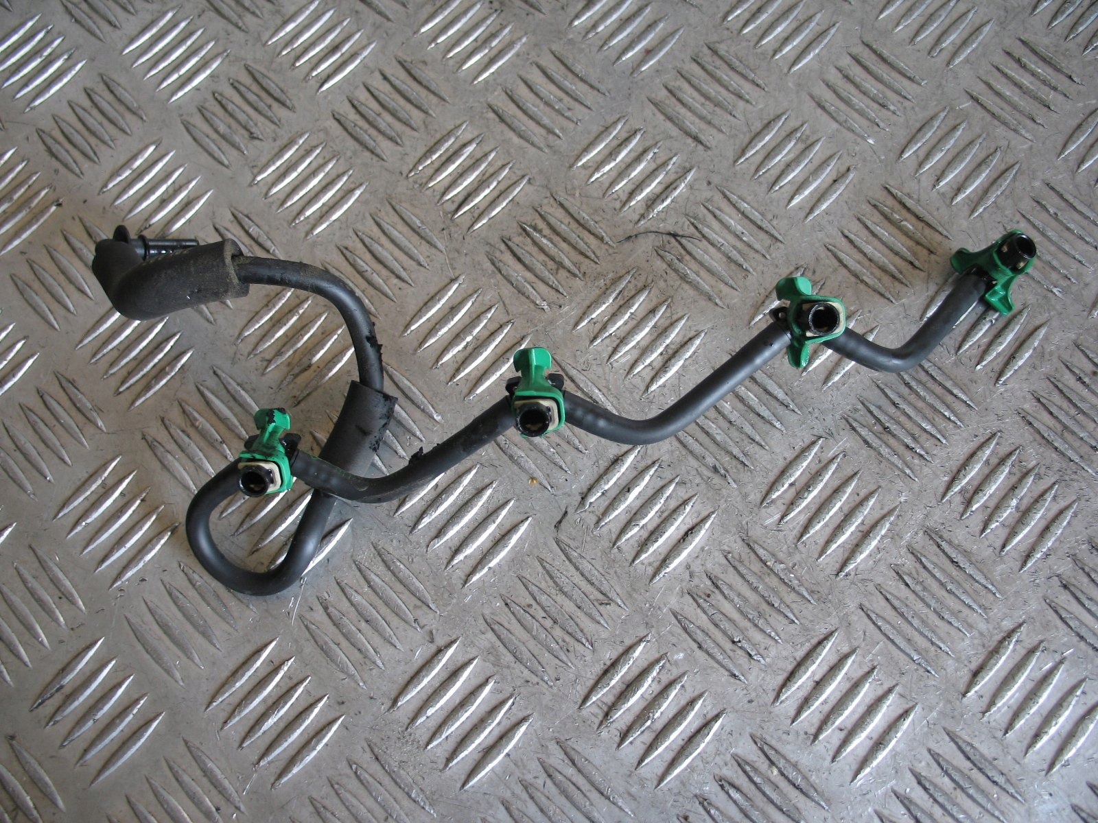 ТОПЛИВОПРОВОД CITROEN 1.6 EHDI