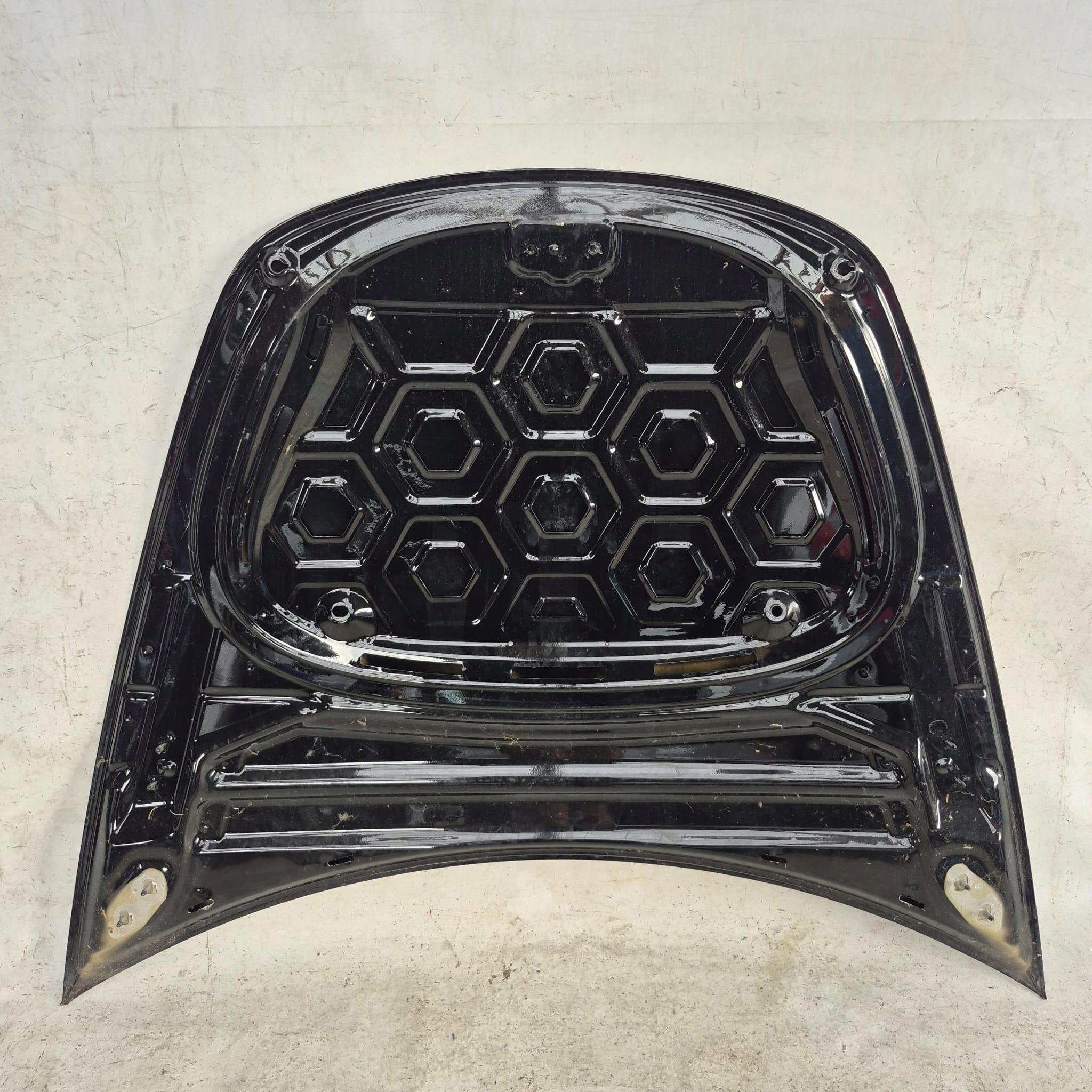 TESLA 3 17- bonnet