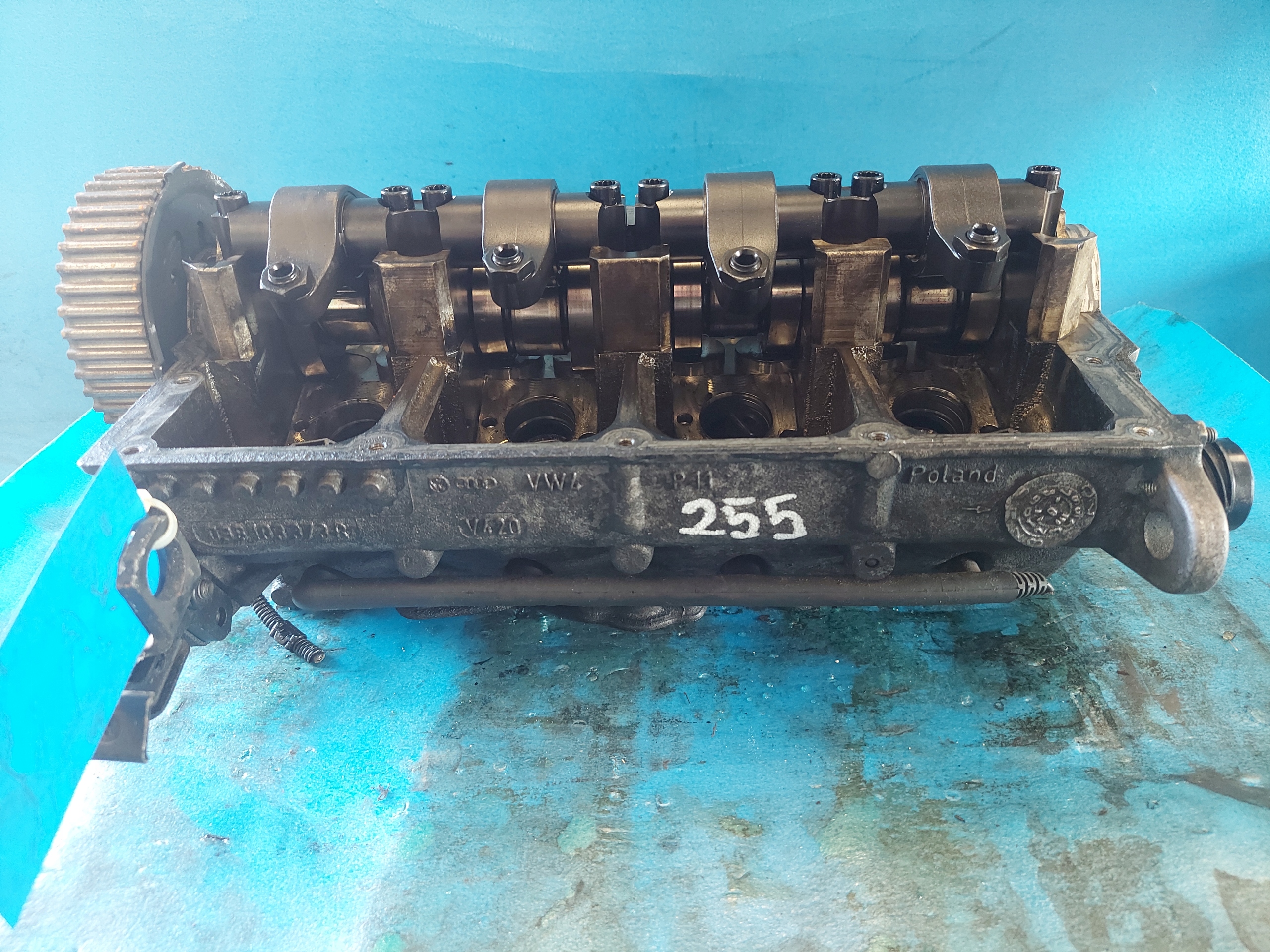 head. VW CADDY 2005R 2.0 SDI BDJ