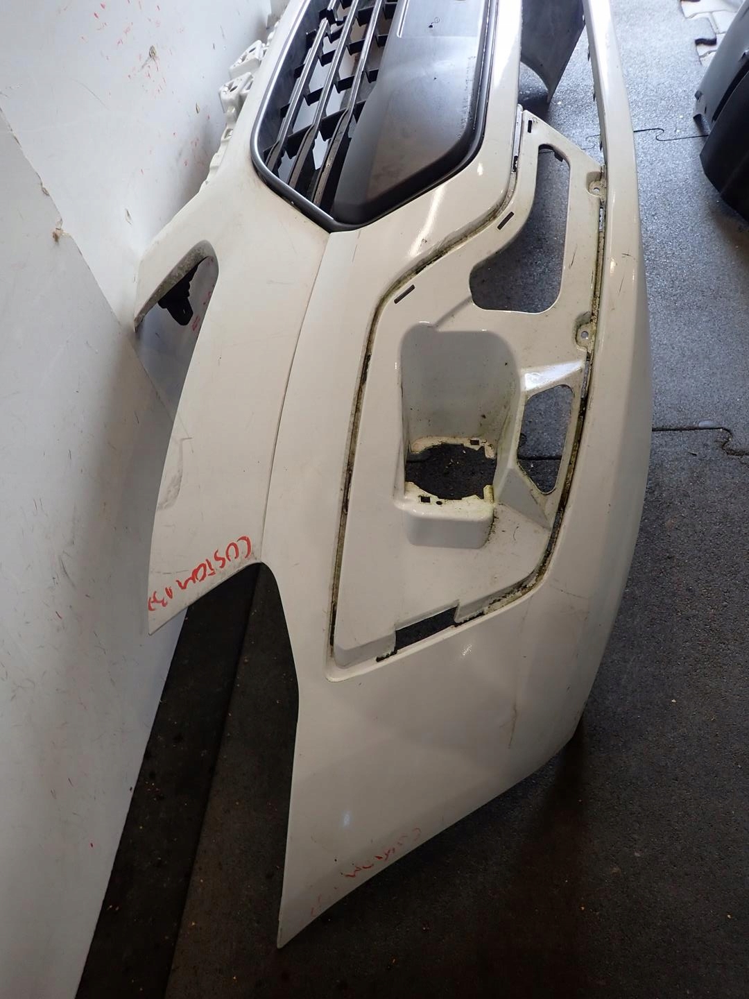 nárazník předek přední FORD CUSTOM 2013-2018 BK21-17K819