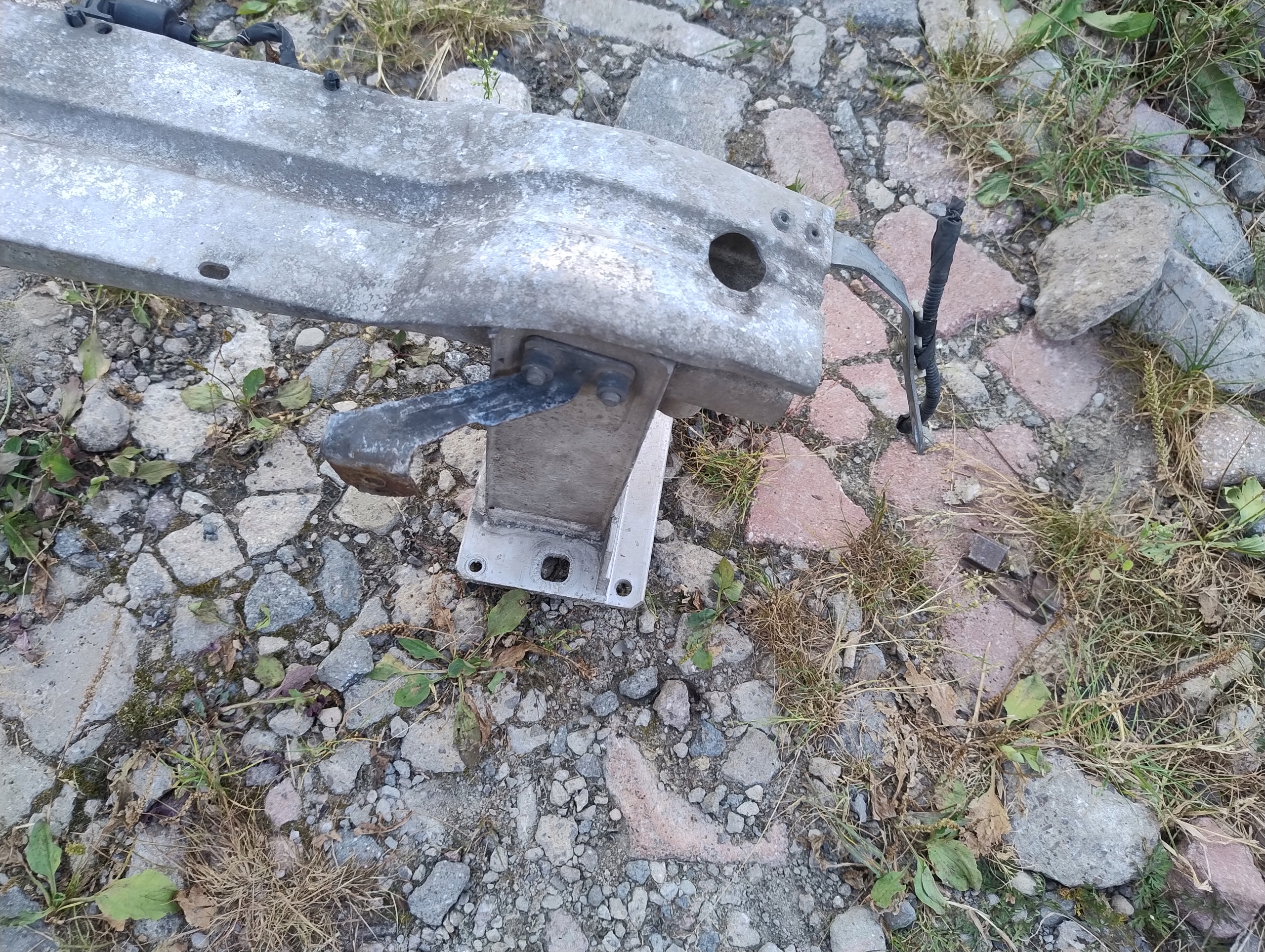 sider front complete AUDI A4 B8 A5 8K0807113D