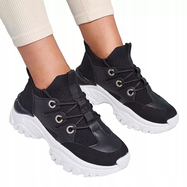 

Czarne Sneakersy Damskie Hasola 40