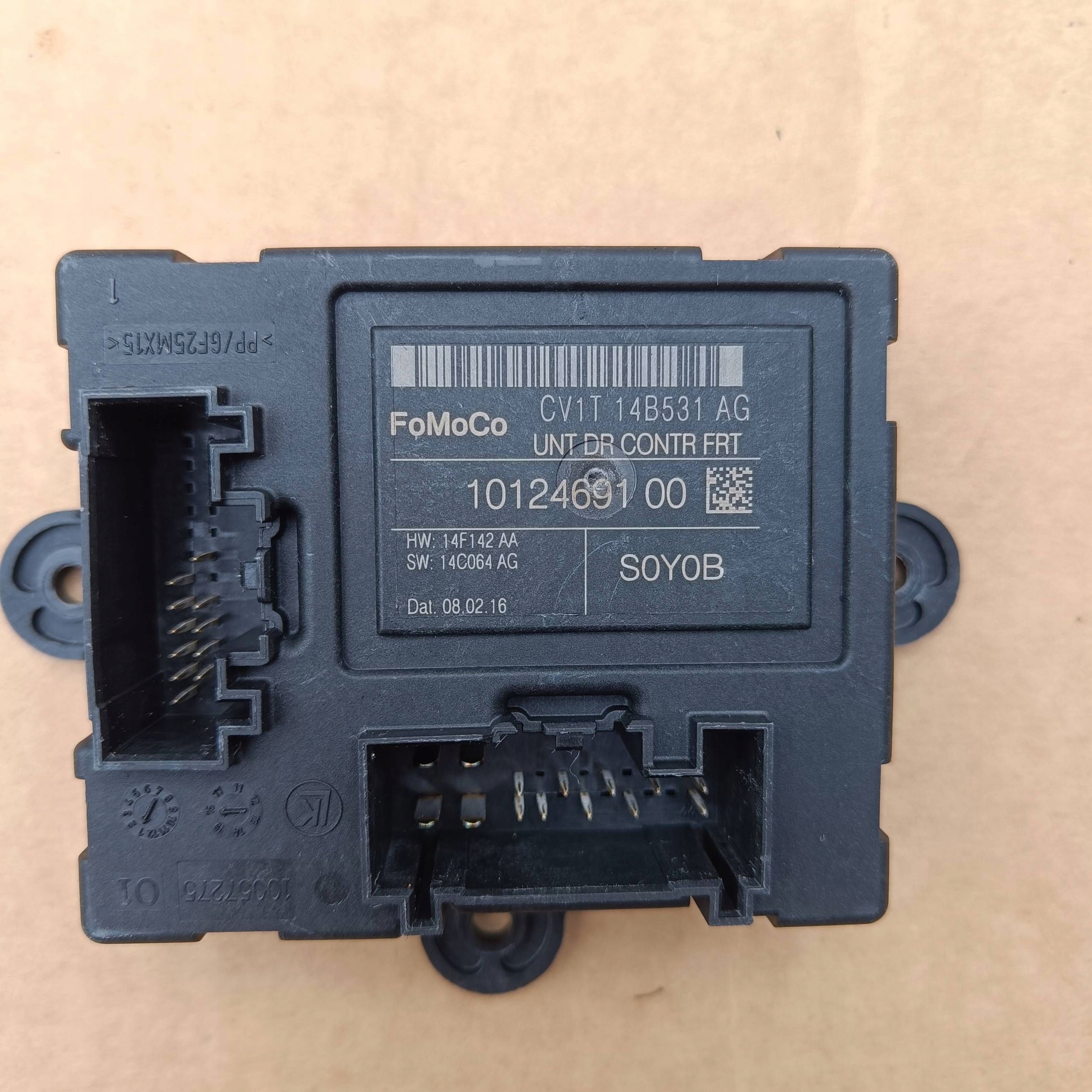 Ford Fiesta MK7 2016 front side left control unit / module door