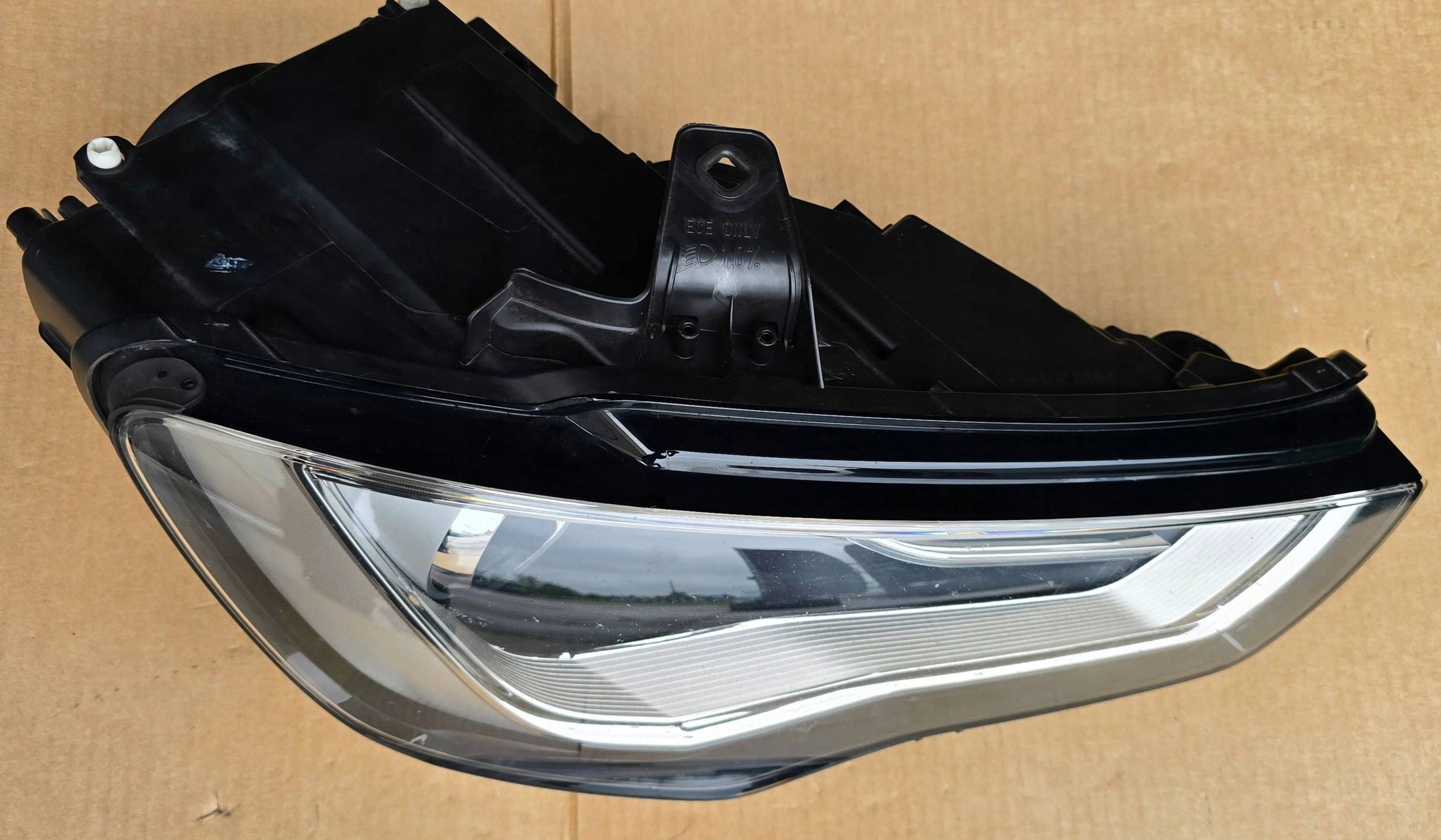 Audi A3 S3 8V front side right light front