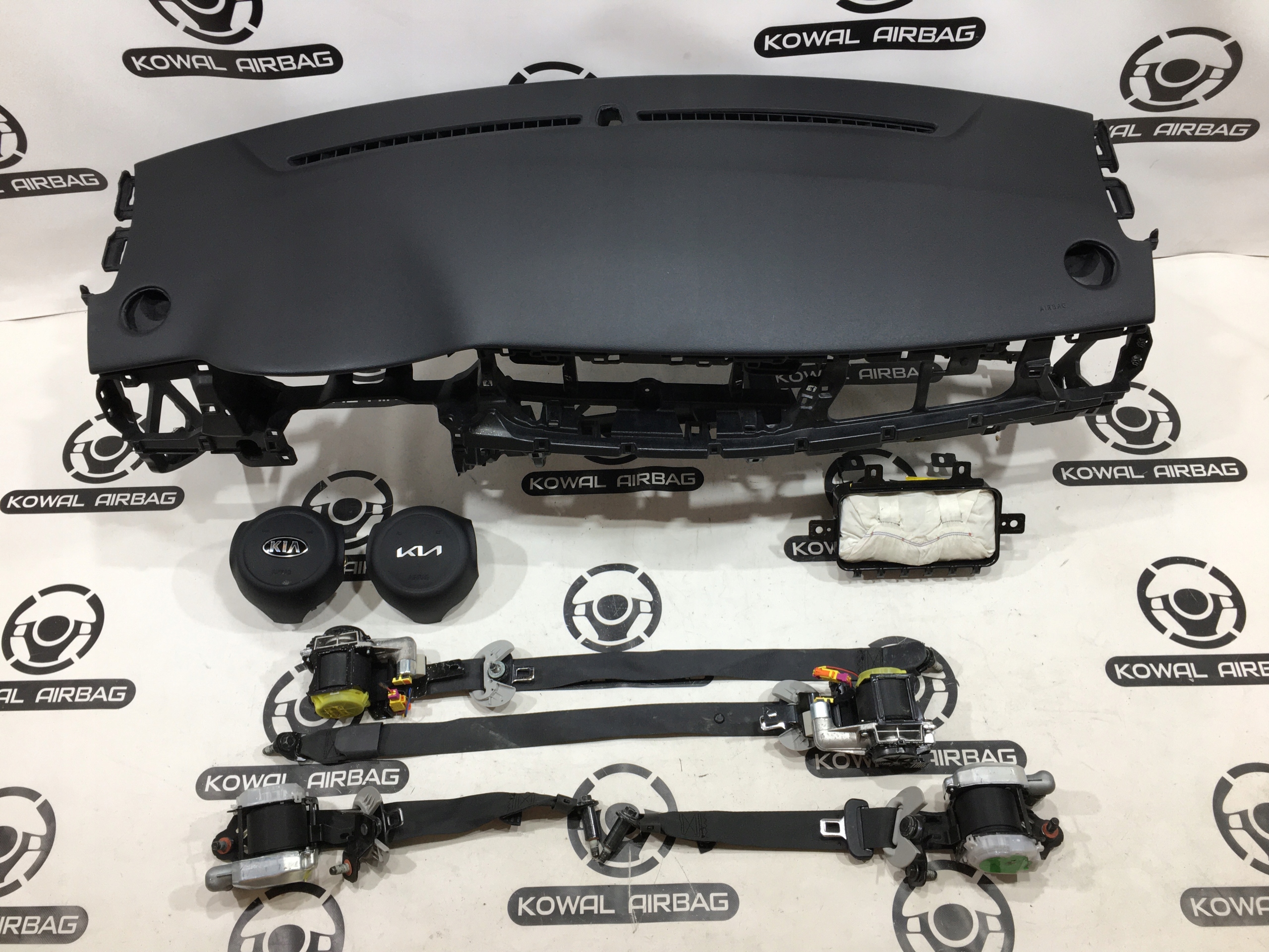 KIA STONIC DESKA KONSOLA AIRBAG PODUSZKI PASY za 2000 zł z Wijewo