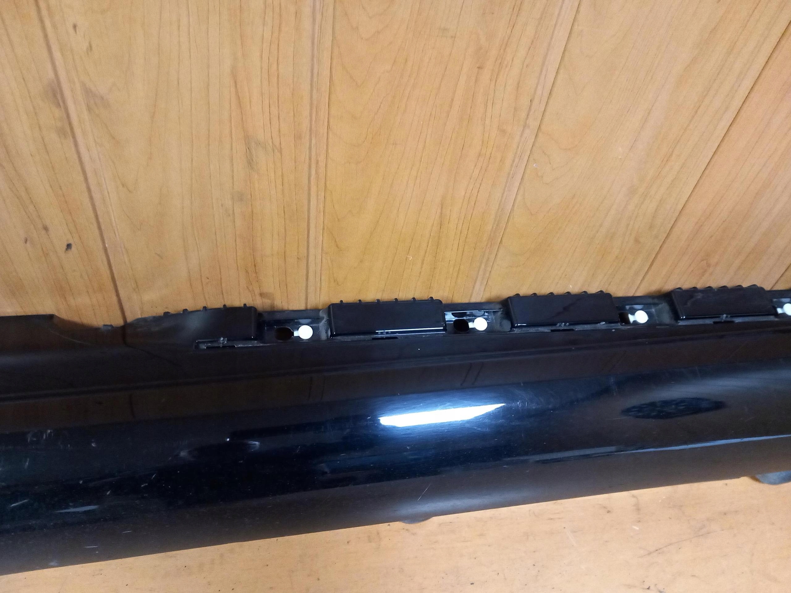 moulding threshold left MERCEDES E-class W207 COUPE 197 A2076901740