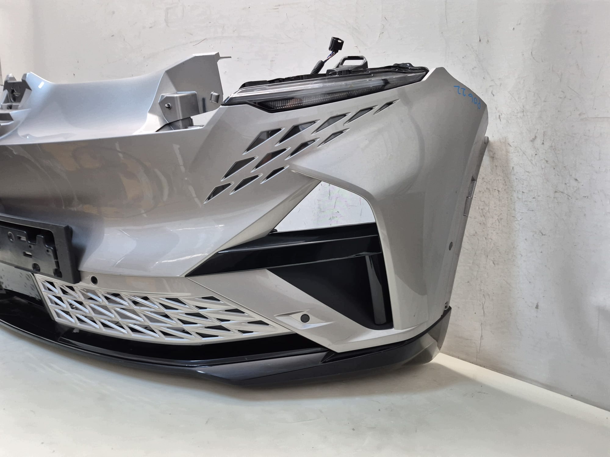 ALPINE A390 26- bumper front front complete KAMERA PDC RADAR 620225390R